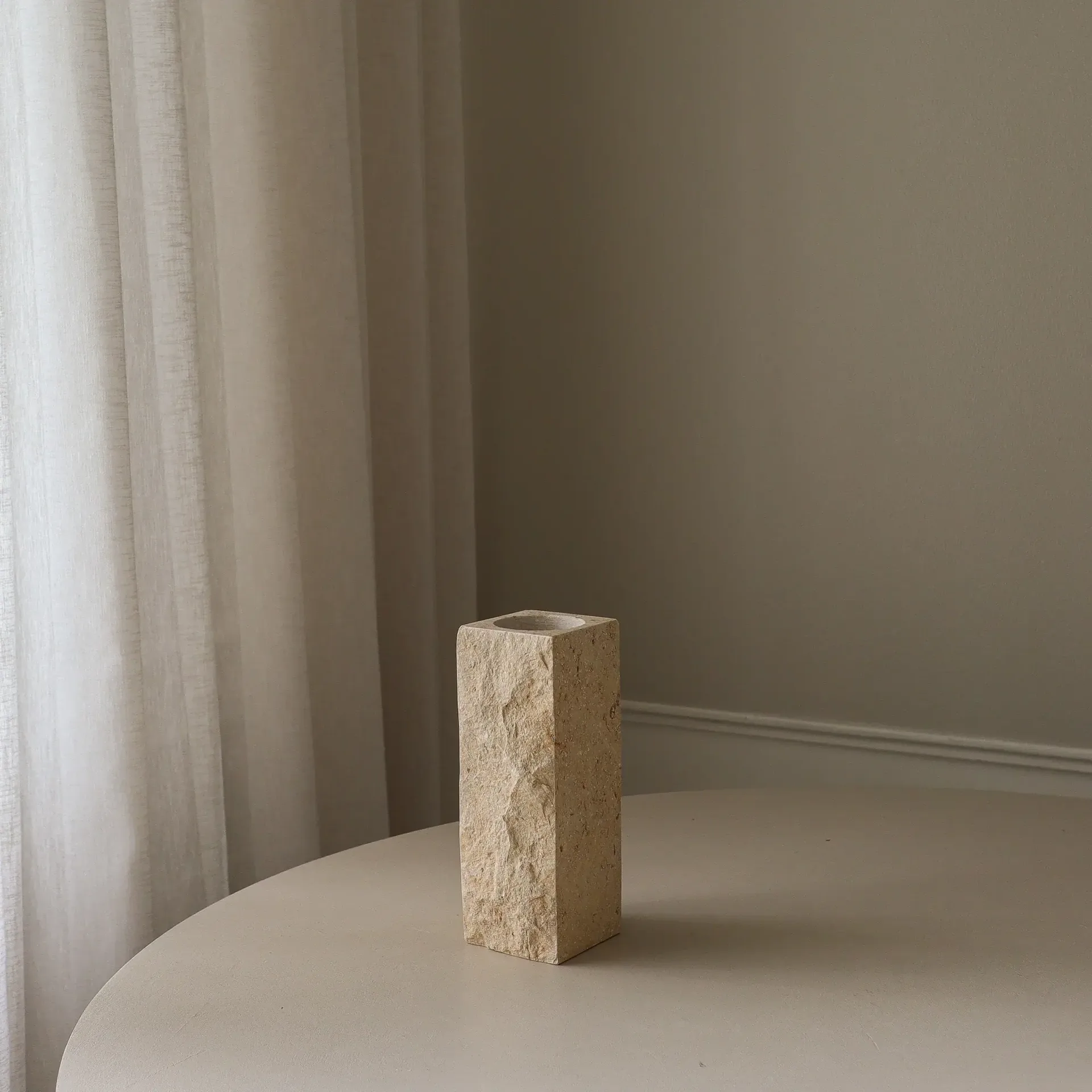 Limestone Edge marmorimaljakko, Pieni, 25 cm Botané