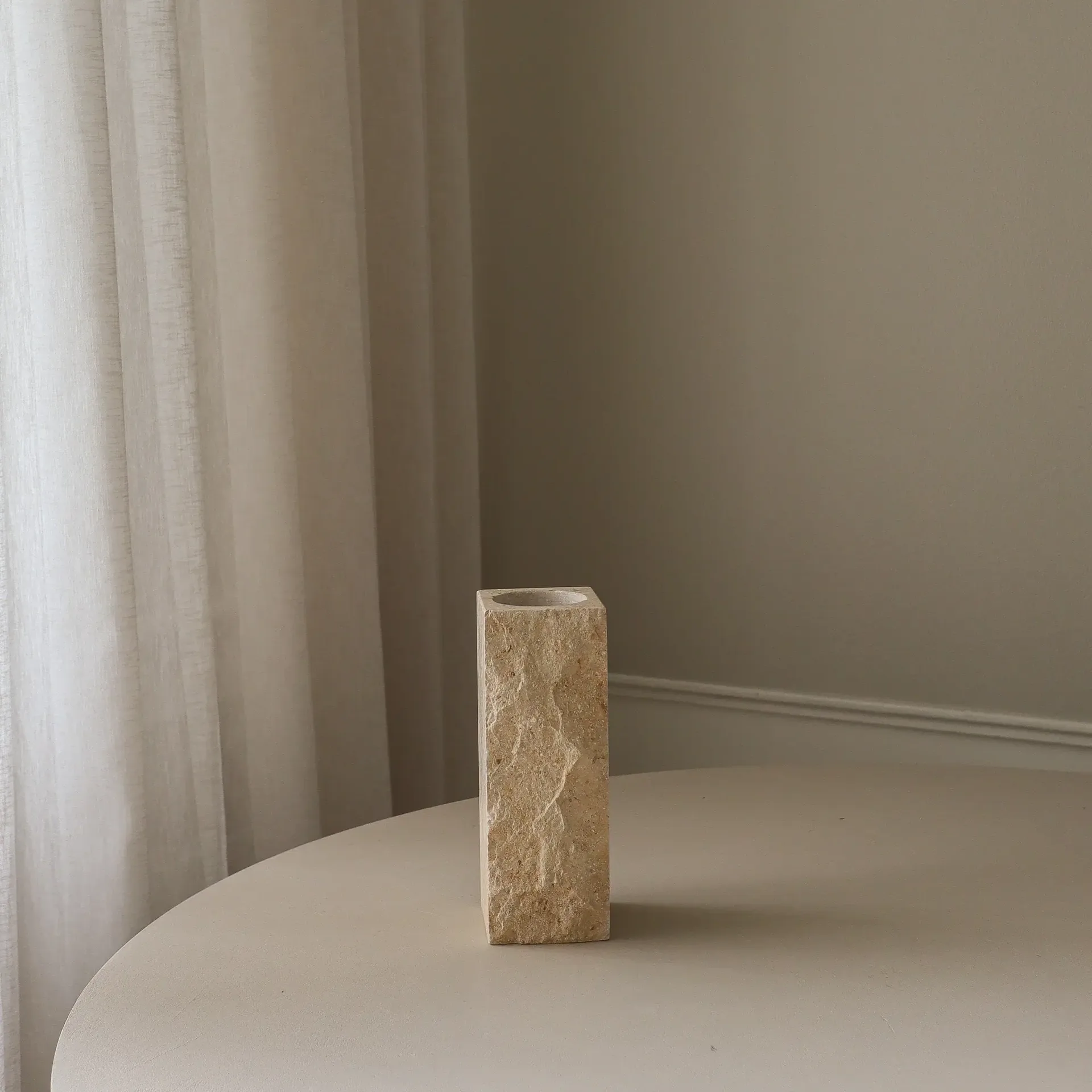 Limestone Edge marmorimaljakko, Pieni, 25 cm Botané