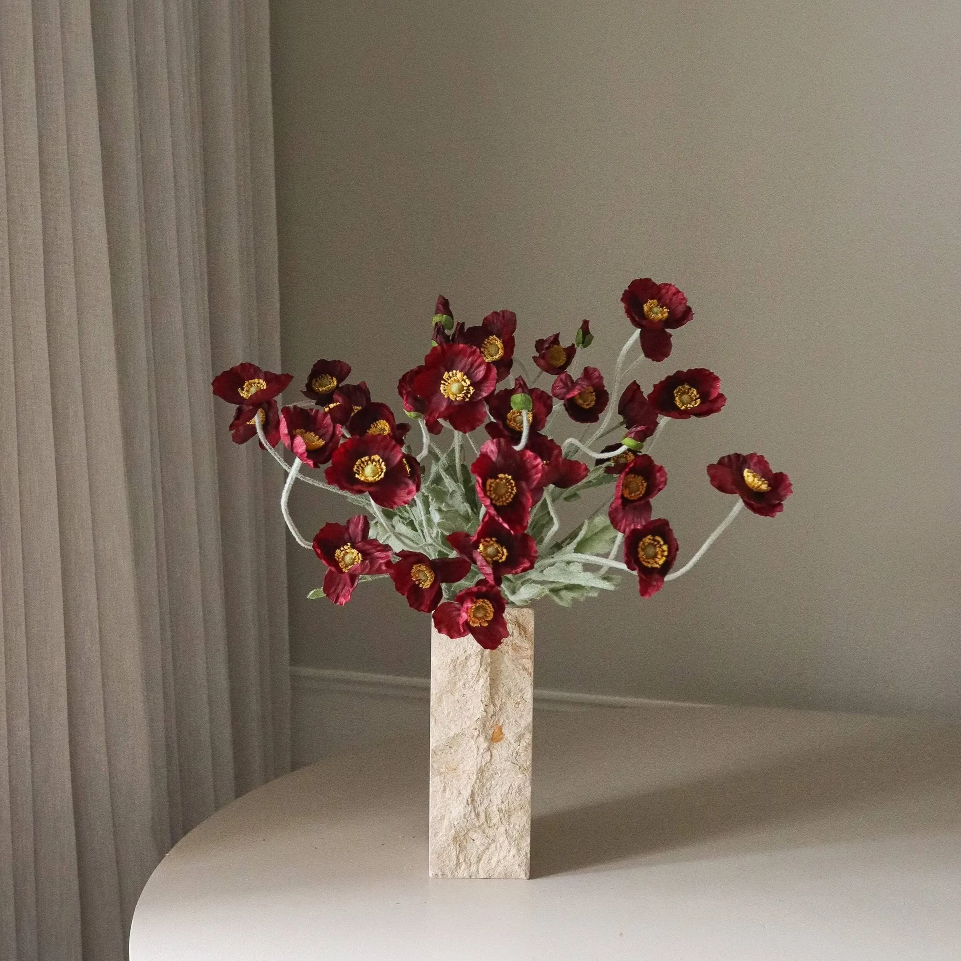 Vallmo tekokukkakimppu, Burgundy, 56 cm, 10 kpl Botané