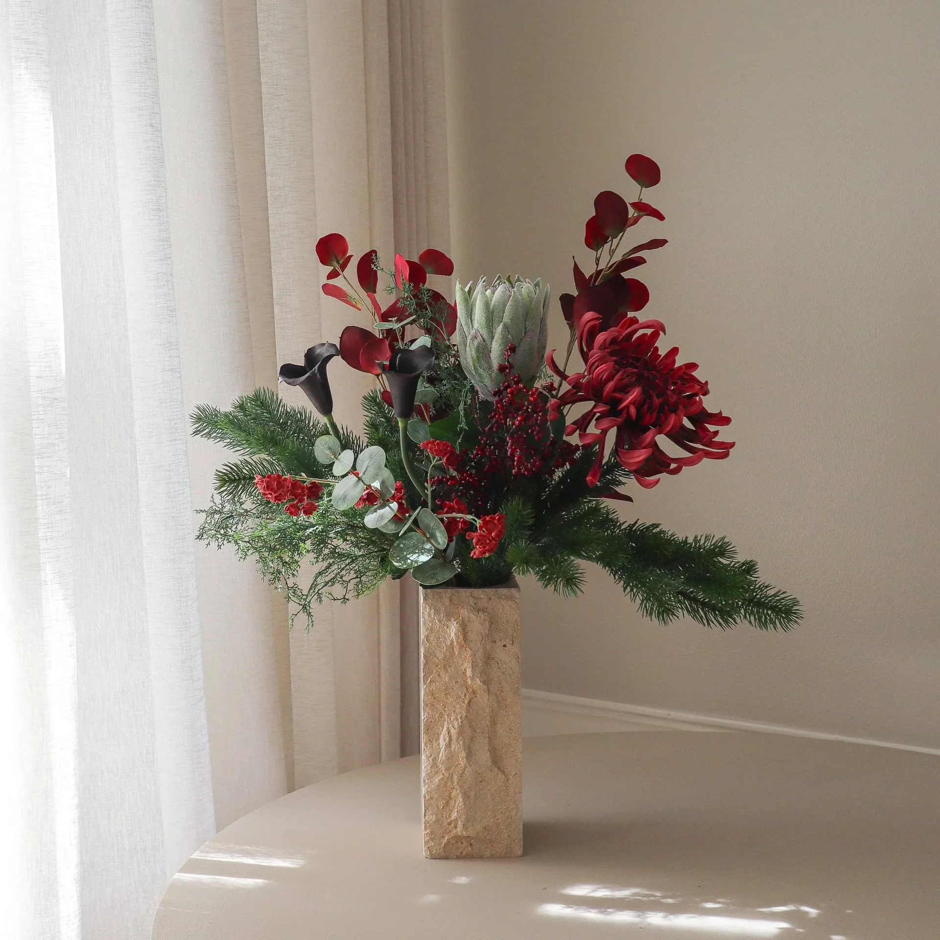 Wild winter tekokukkakimppu, Protea, hämähäkkikrysanteemi, kalla, eukalyptus, 84 cm Botané
