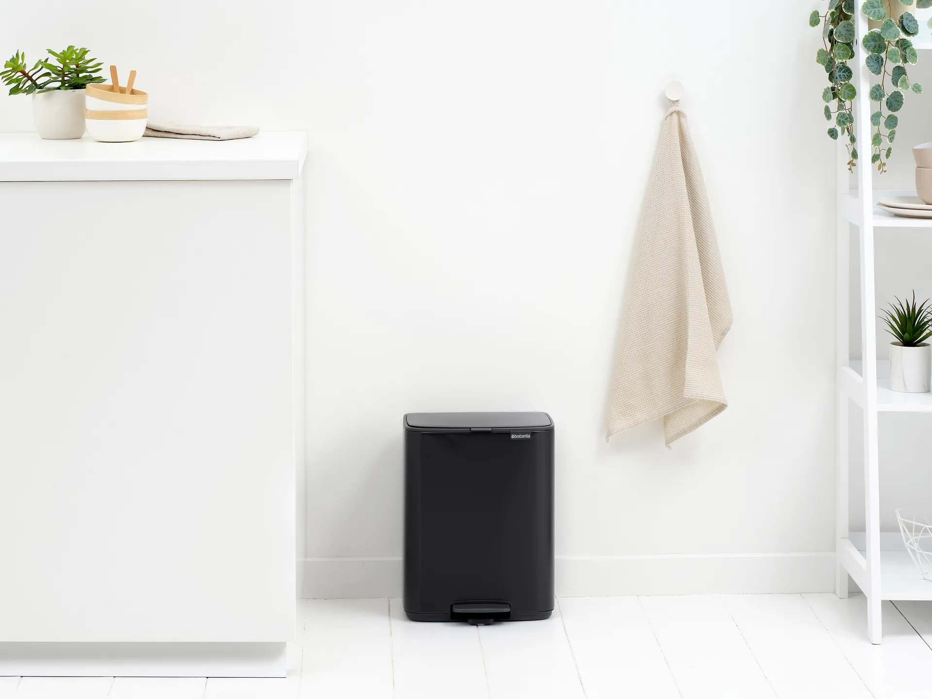 Bo poljinroskakori 12 l, Matt black Brabantia