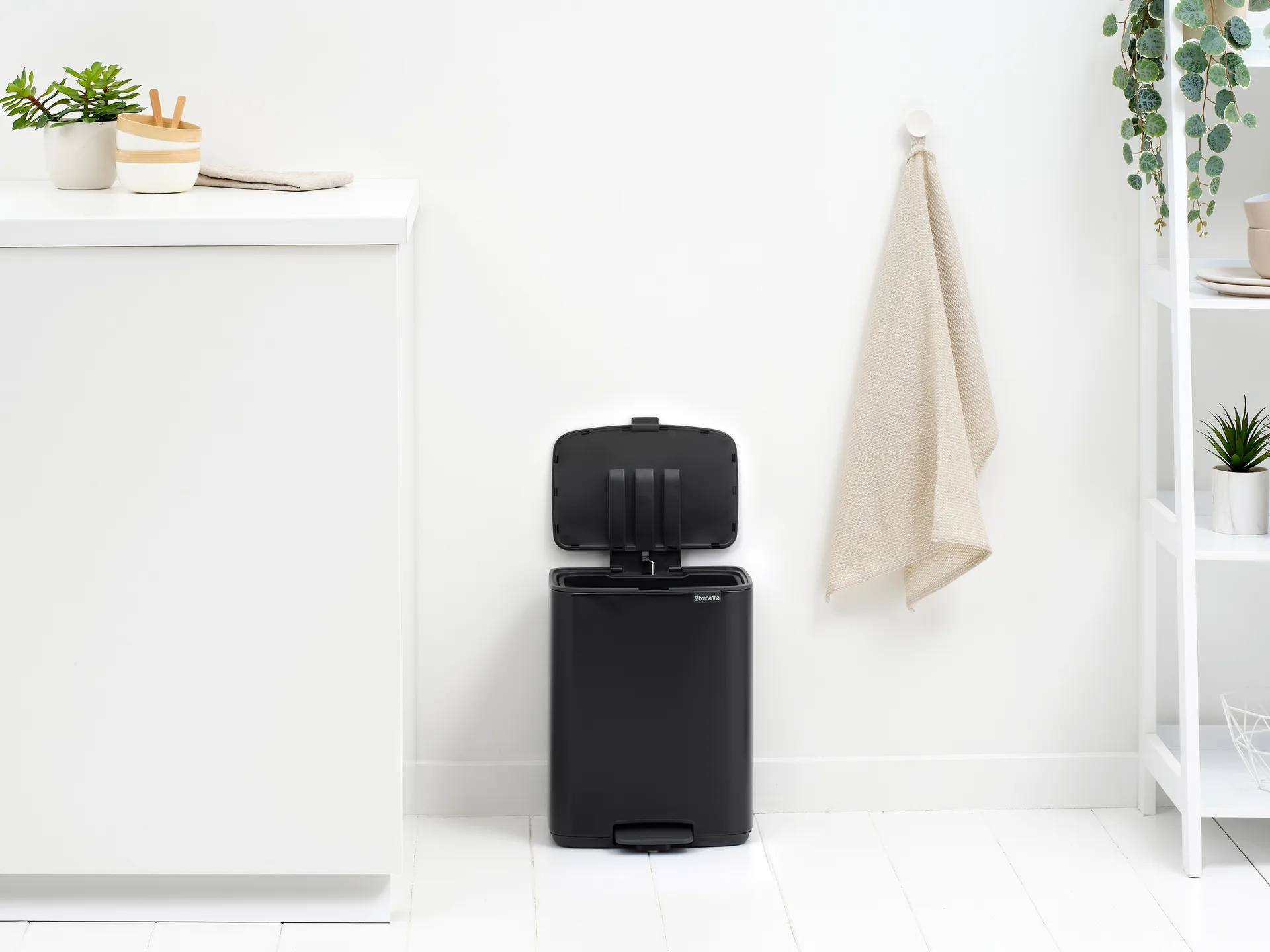 Bo poljinroskakori 12 l, Matt black Brabantia