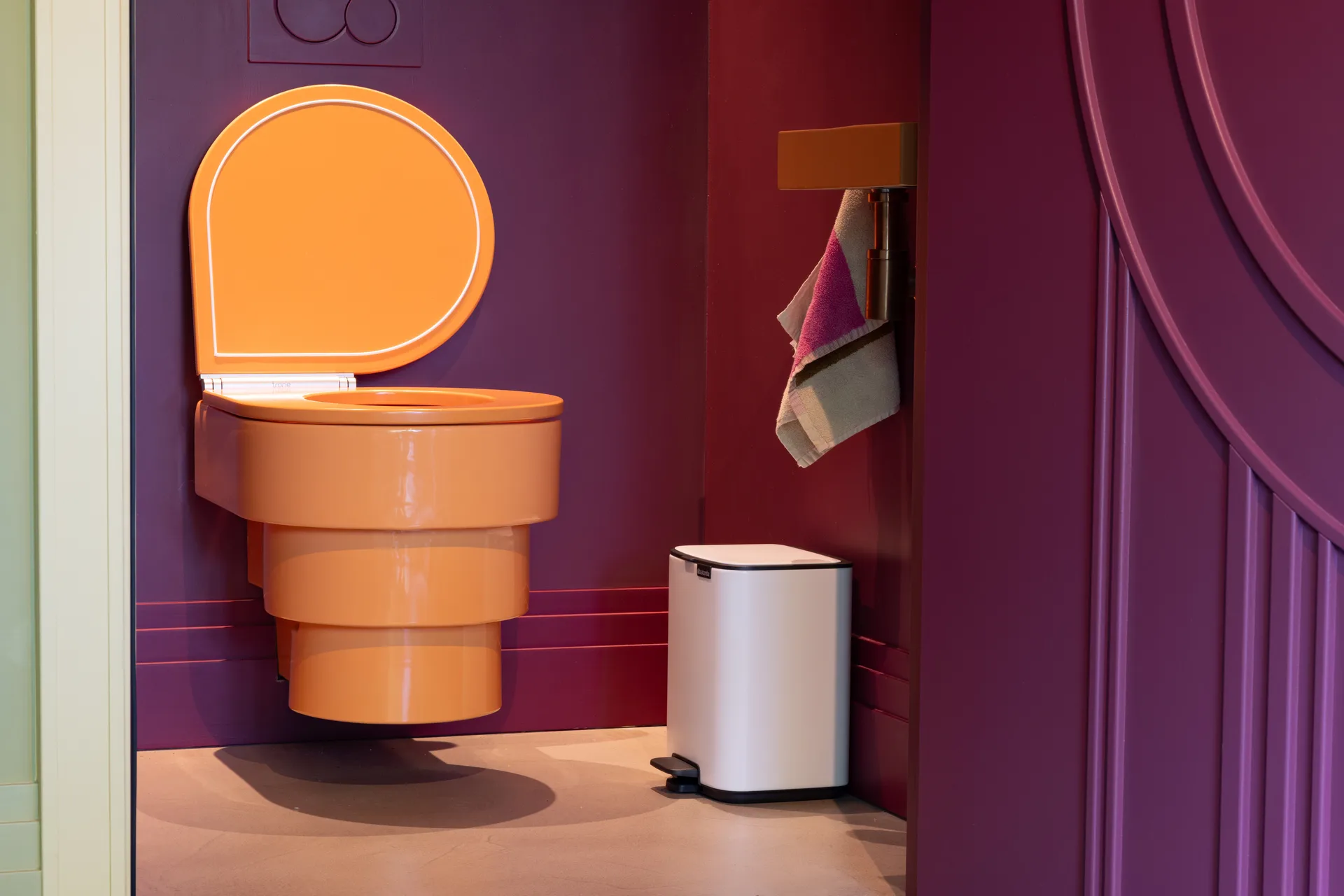 Bo poljinroskakori 7 l, Valkoinen Brabantia