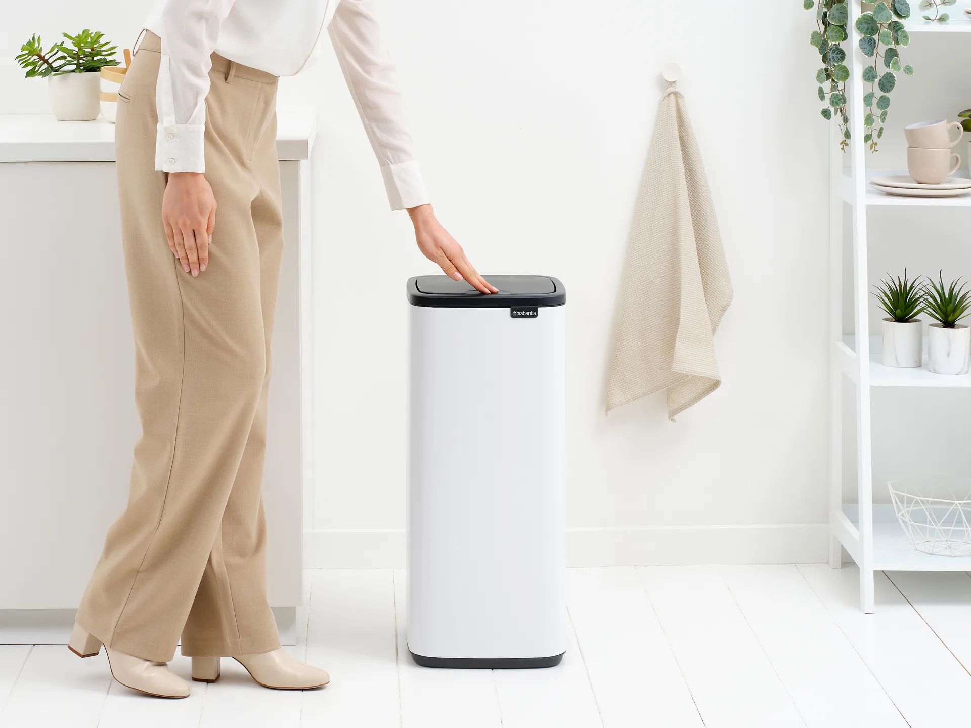 Bo Touch Bin 30 l, Valkoinen Brabantia