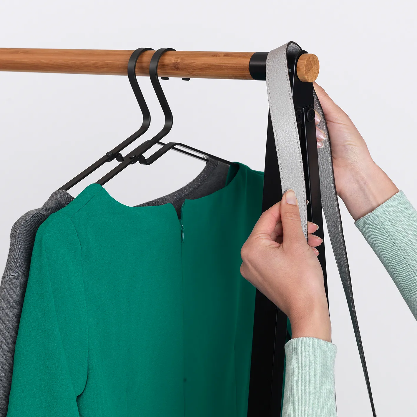 Linn vaateteline large, Musta Brabantia