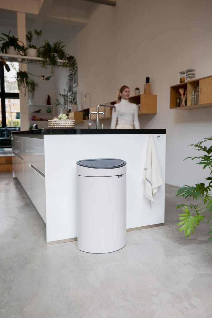 Touch Bin -roskakori 40 litraa - Soft Beige - Brabantia