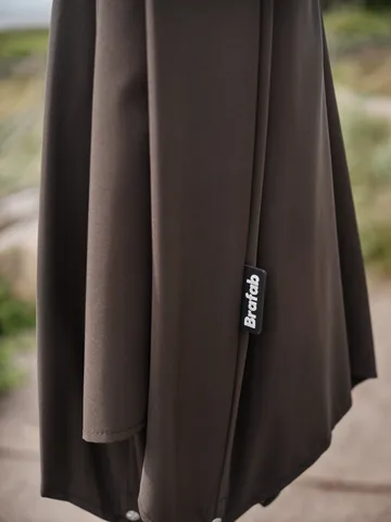 Abriola aurinkovarjo - Charcoal black, Ø270 cm - Brafab