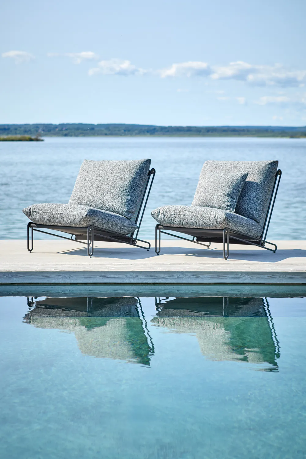 Blixt lepotuoli, Musta teddy ant Brafab