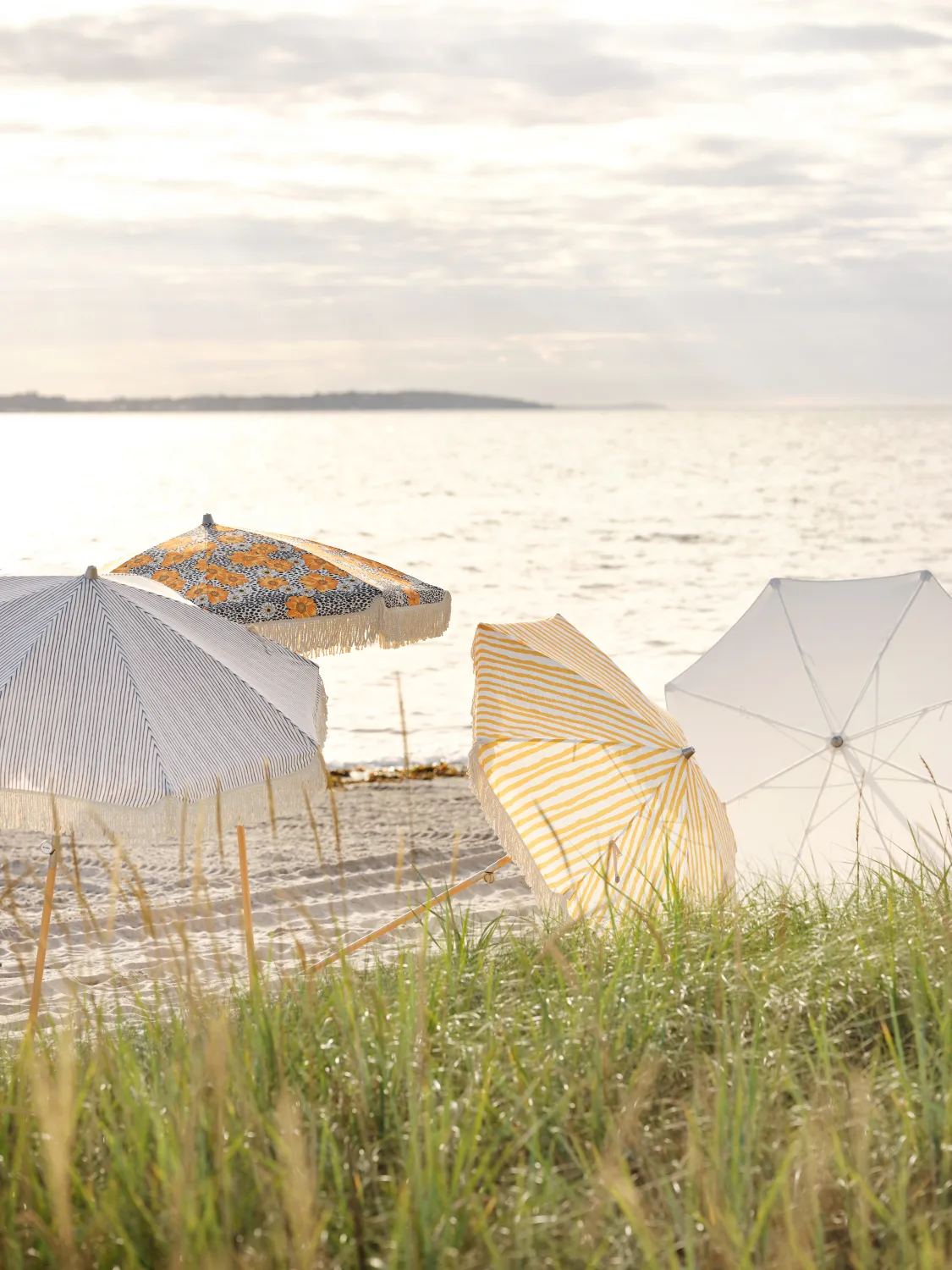 Gatsby aurinkovarjo, Buttercup dot, Ø185 cm Brafab