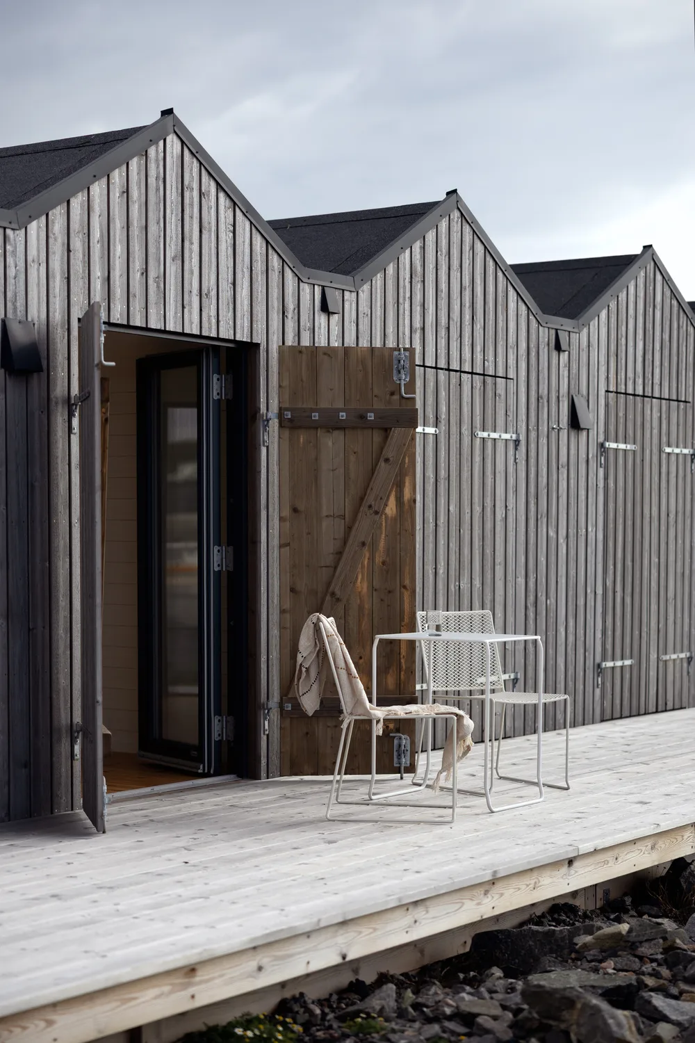 Haru ruokatuoli, Helmenvalkoinen Brafab