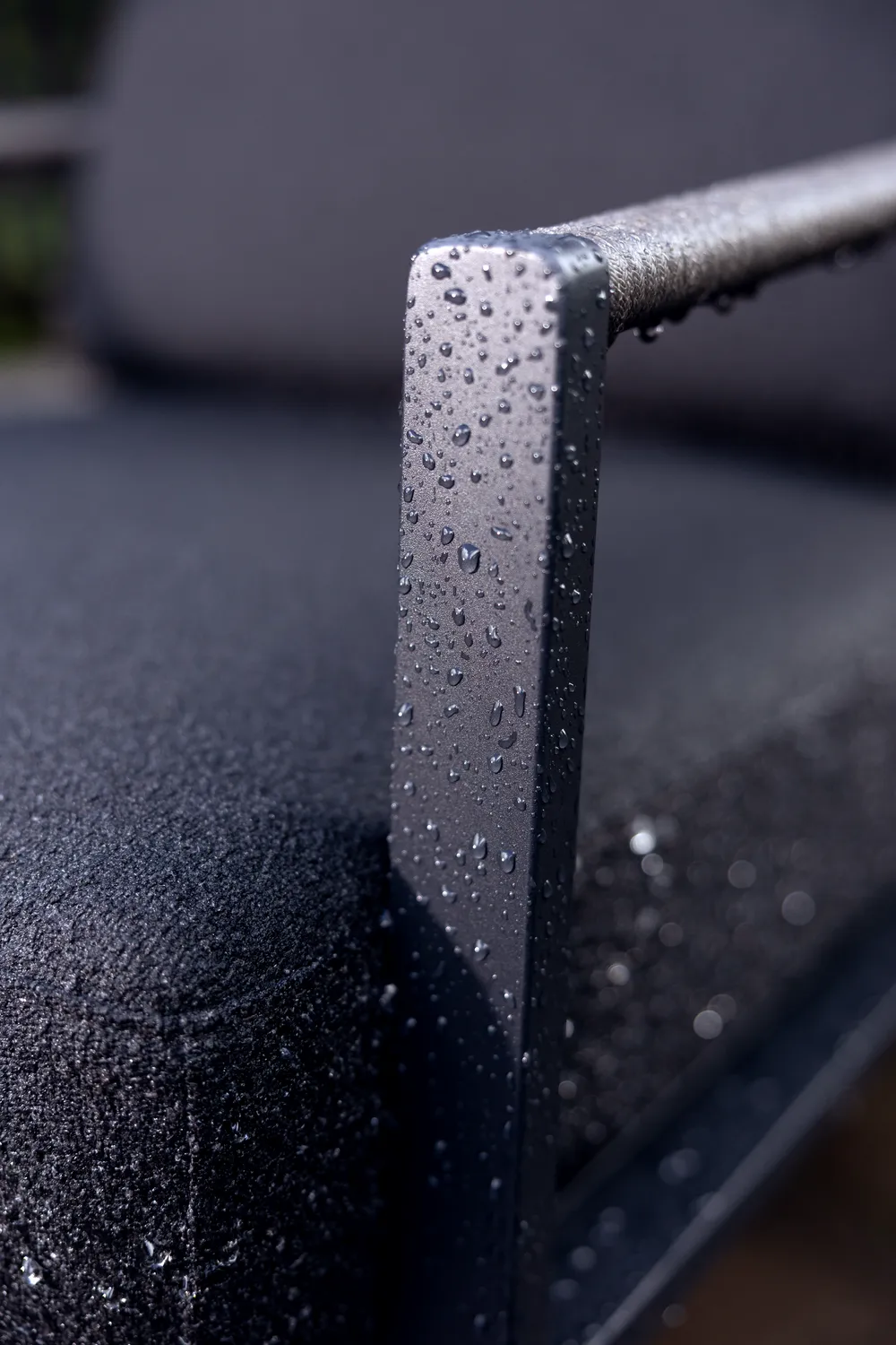 Lyra nojatuoli, Svart-teddy black Brafab