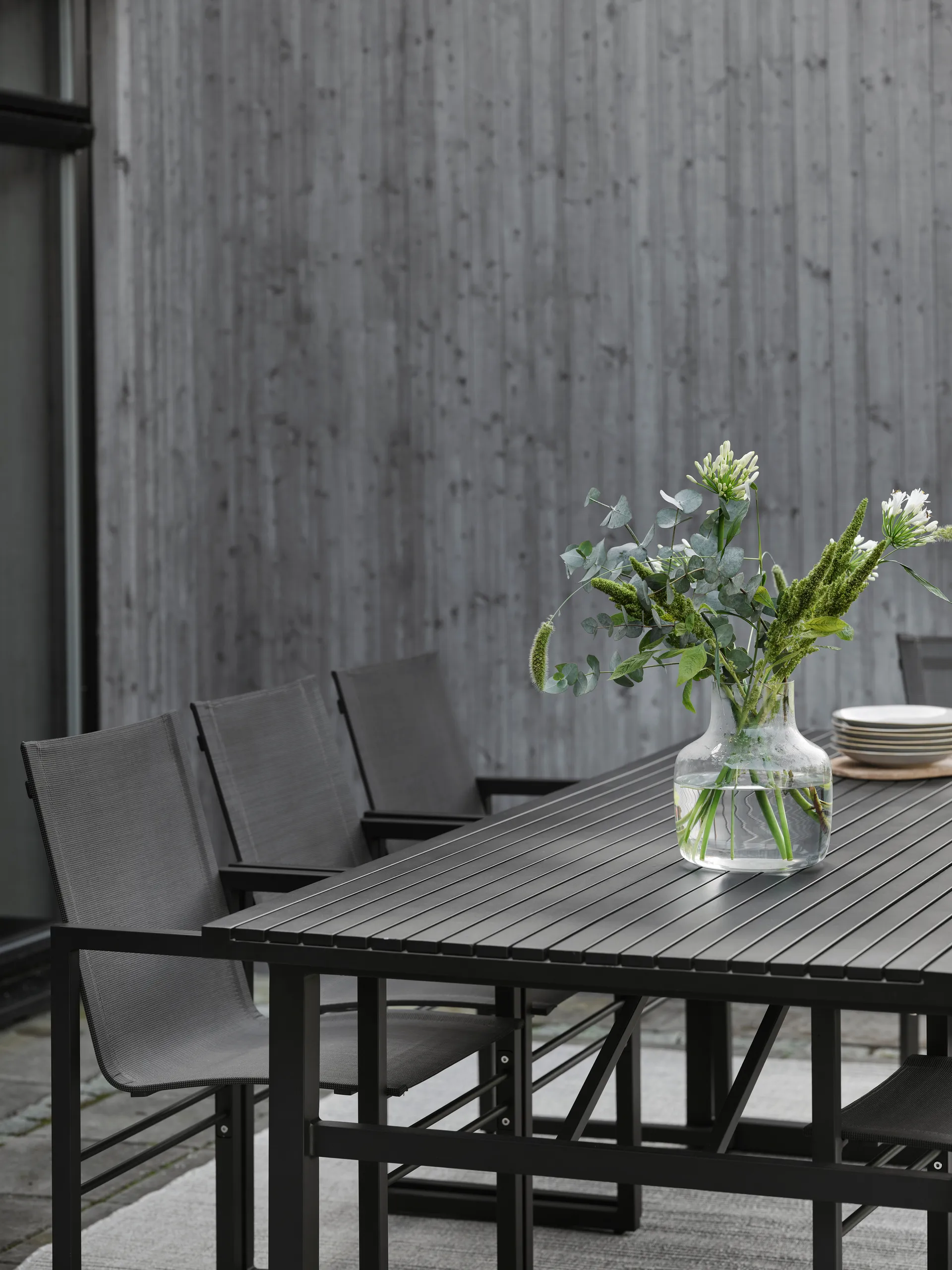 Vevi ruokapöytä, Musta 230 cm Brafab