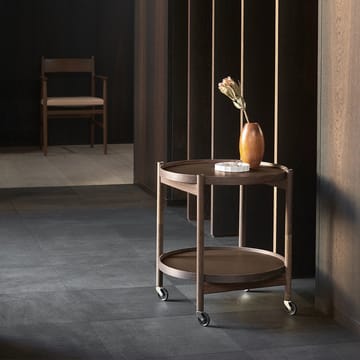 Bølling Tray Table model 50 -rullapöytä - Base, savuöljytty tammirunko - Brdr. Krüger