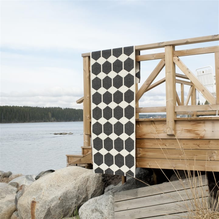 Anna matto musta, 70x140 cm Brita Sweden