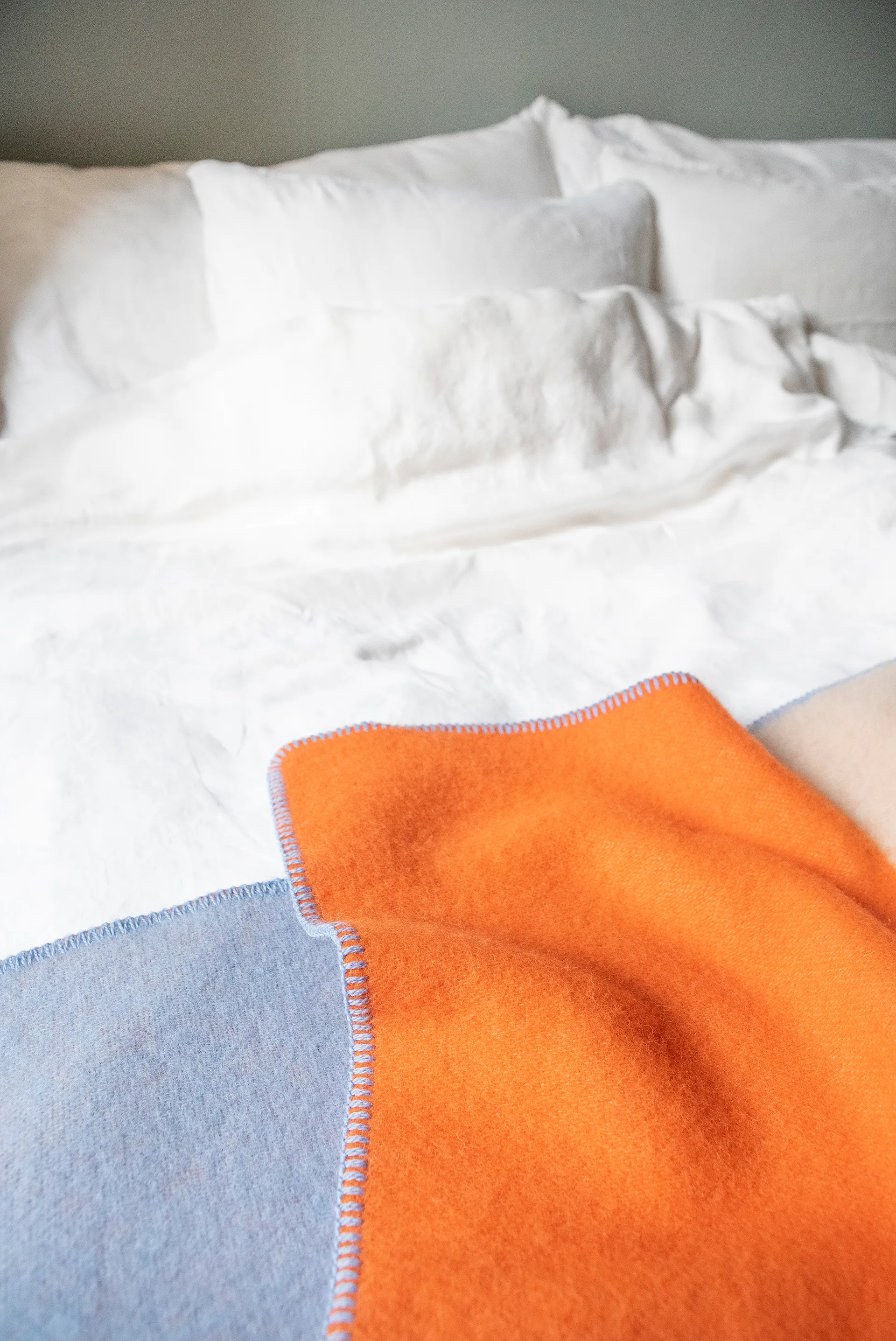 Pop villapeite 130 x 200 cm, Oranssi Brita Sweden