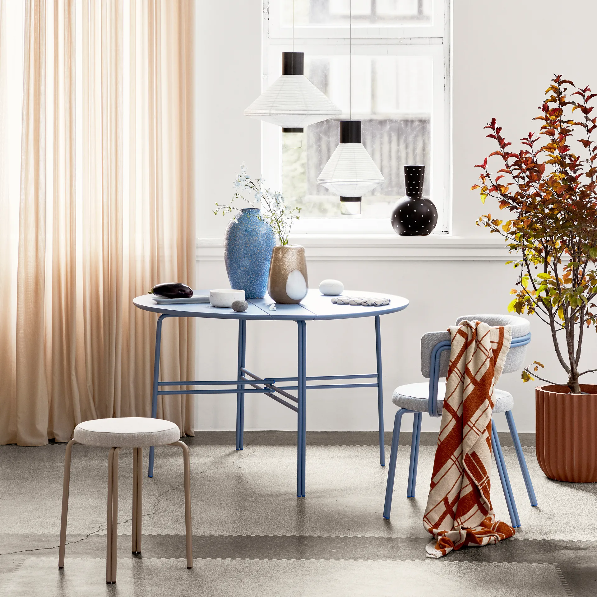 Bella keramiikkamaljakko 35 cm, Turkish coffee black Broste Copenhagen