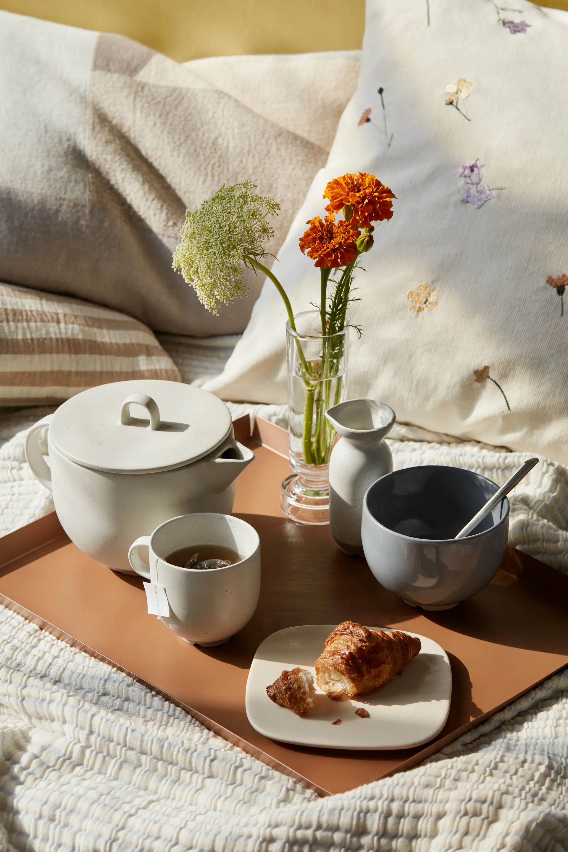 Flora tyynynpäällinen 50 x 50 cm, Monivärinen Broste Copenhagen