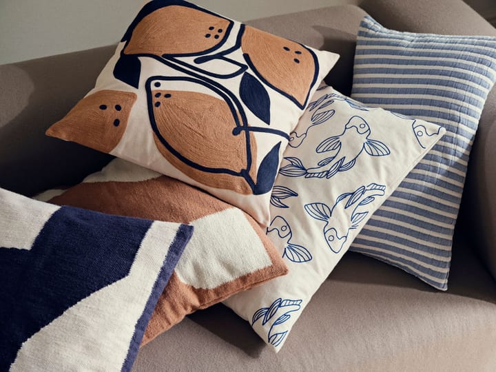 Koi tyynynpäällinen 50 x 50 cm - Intense blue - Broste Copenhagen