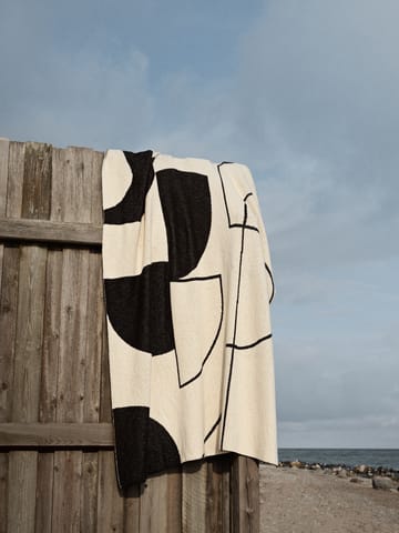 Maren huopa 130x180 cm - Black-off white - Broste Copenhagen
