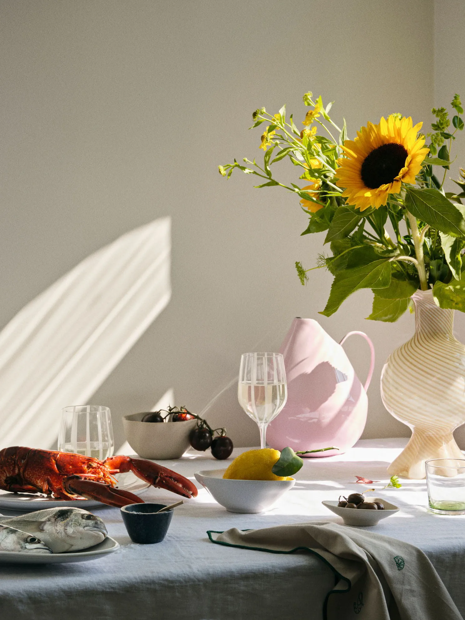 Mella maljakko 30 cm, Taupe sand-off white Broste Copenhagen