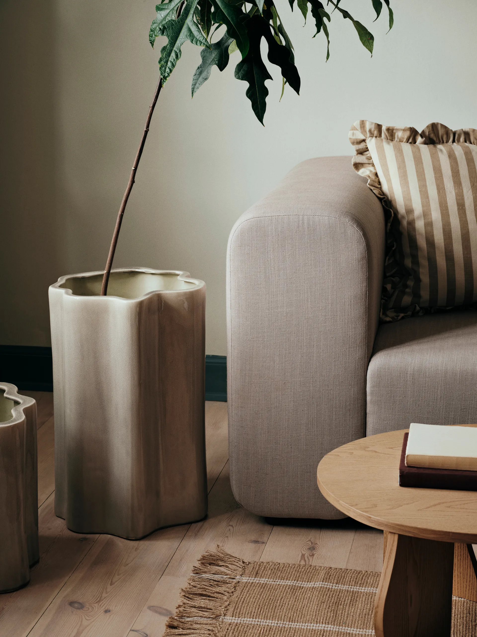 Sonja kukkaruukku K:55 cm, Rainy Day harmaa Broste Copenhagen