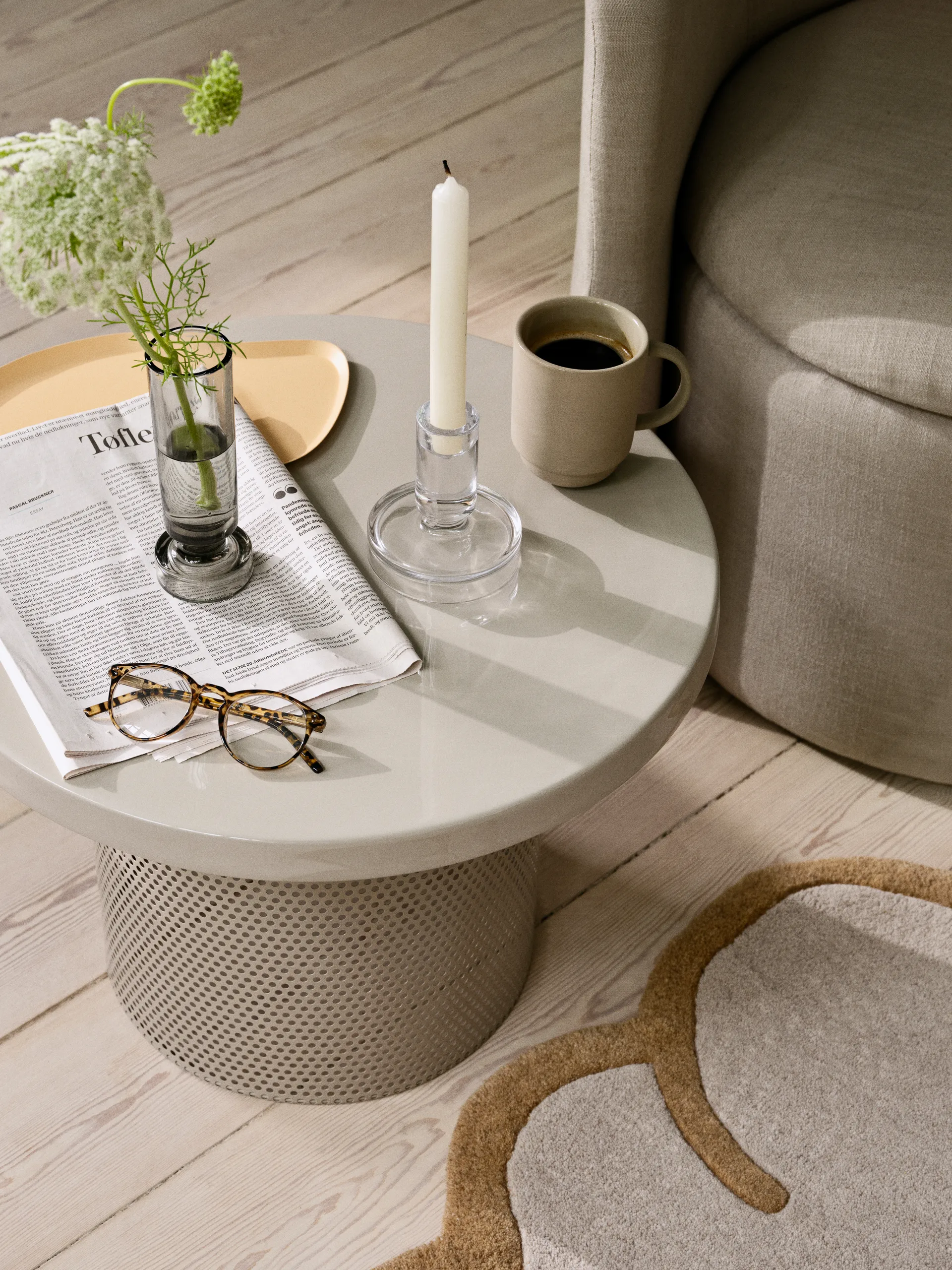 Tulina pöytä Ø 50 x 36 cm, Off white Broste Copenhagen