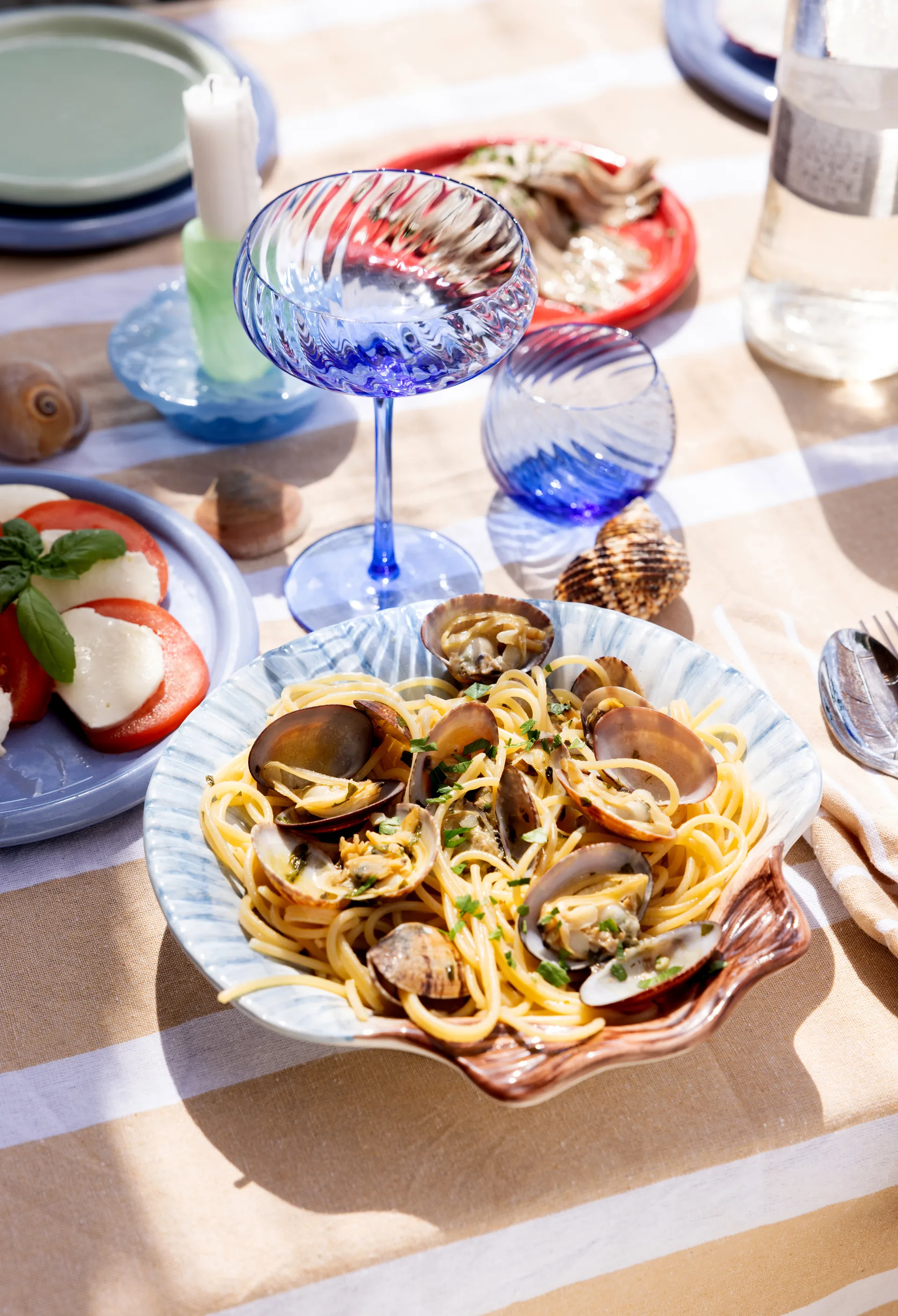 Armona lautanen 23,5x23,5 cm, Vaaleansininen Byon