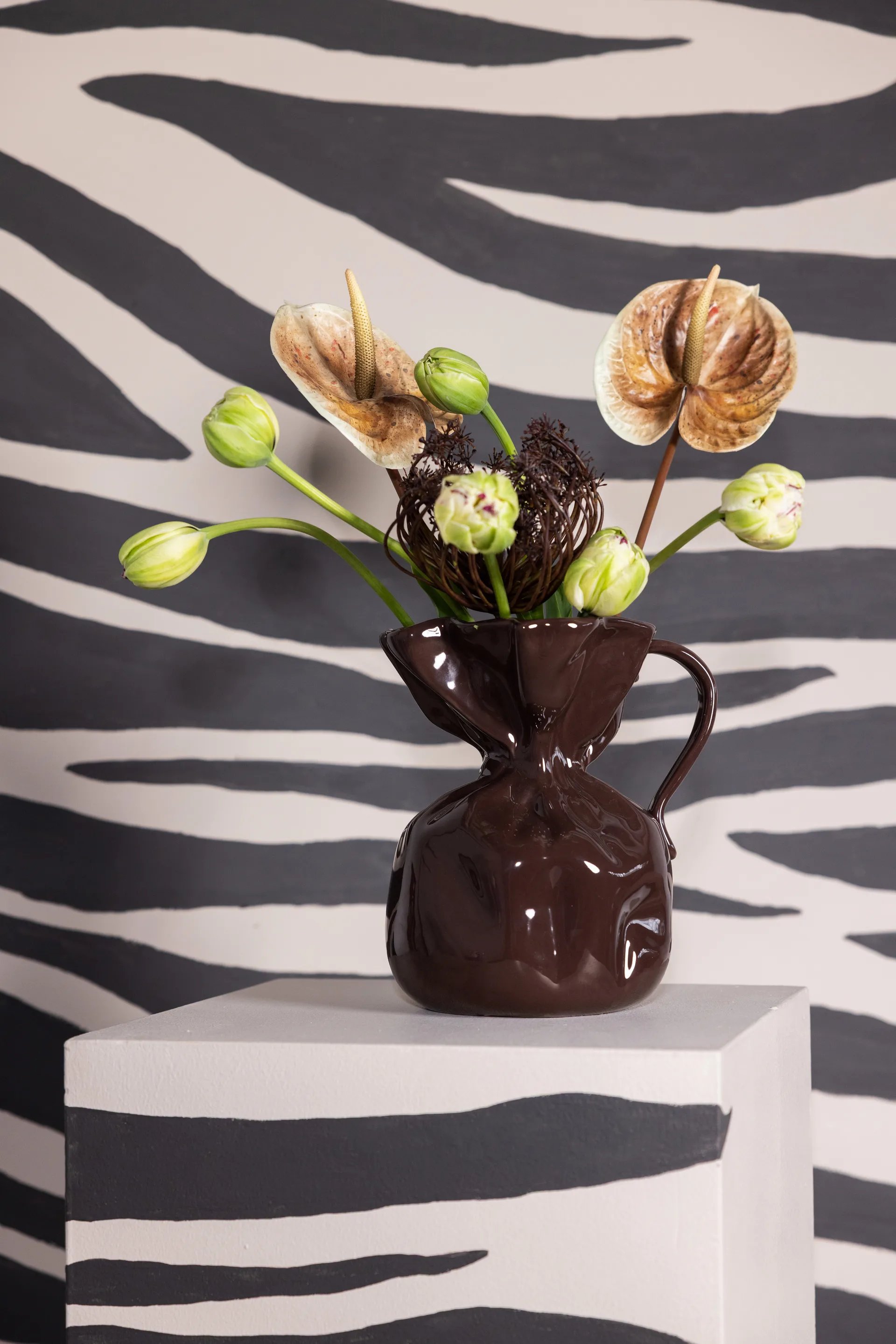 Crumple maljakko, Ruskea Byon