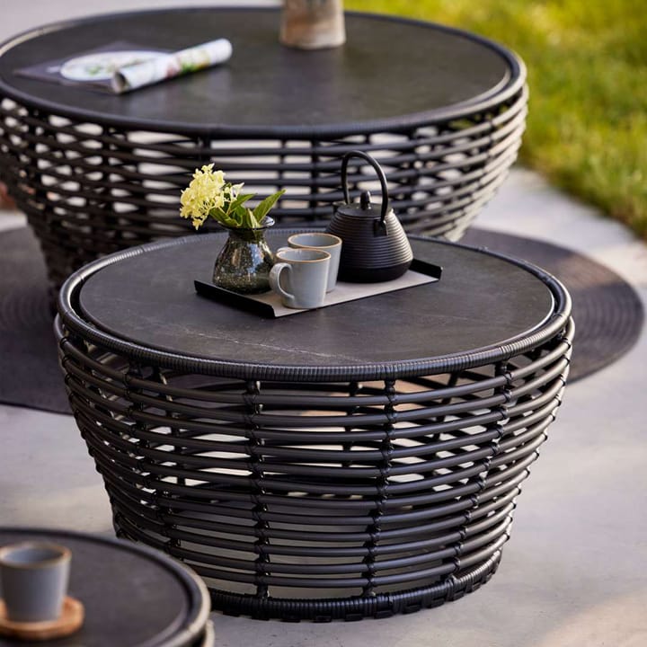 Basket sohvapöytä, Fossil musta, suuri, harmaa punottu alusta Cane-line