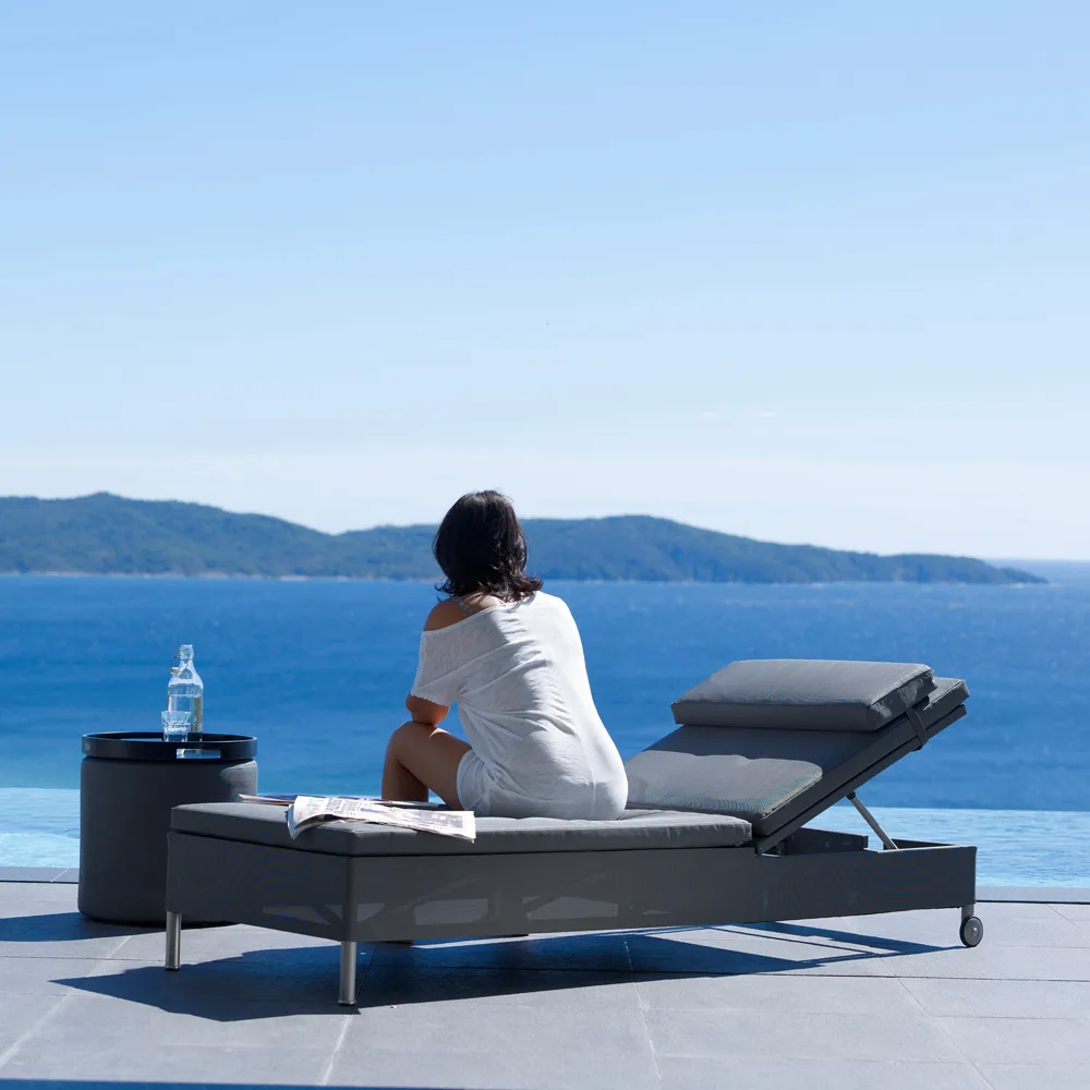 Rest aurinkotuoli, Cane-Line Natté grey, yksinkertainen Cane-line