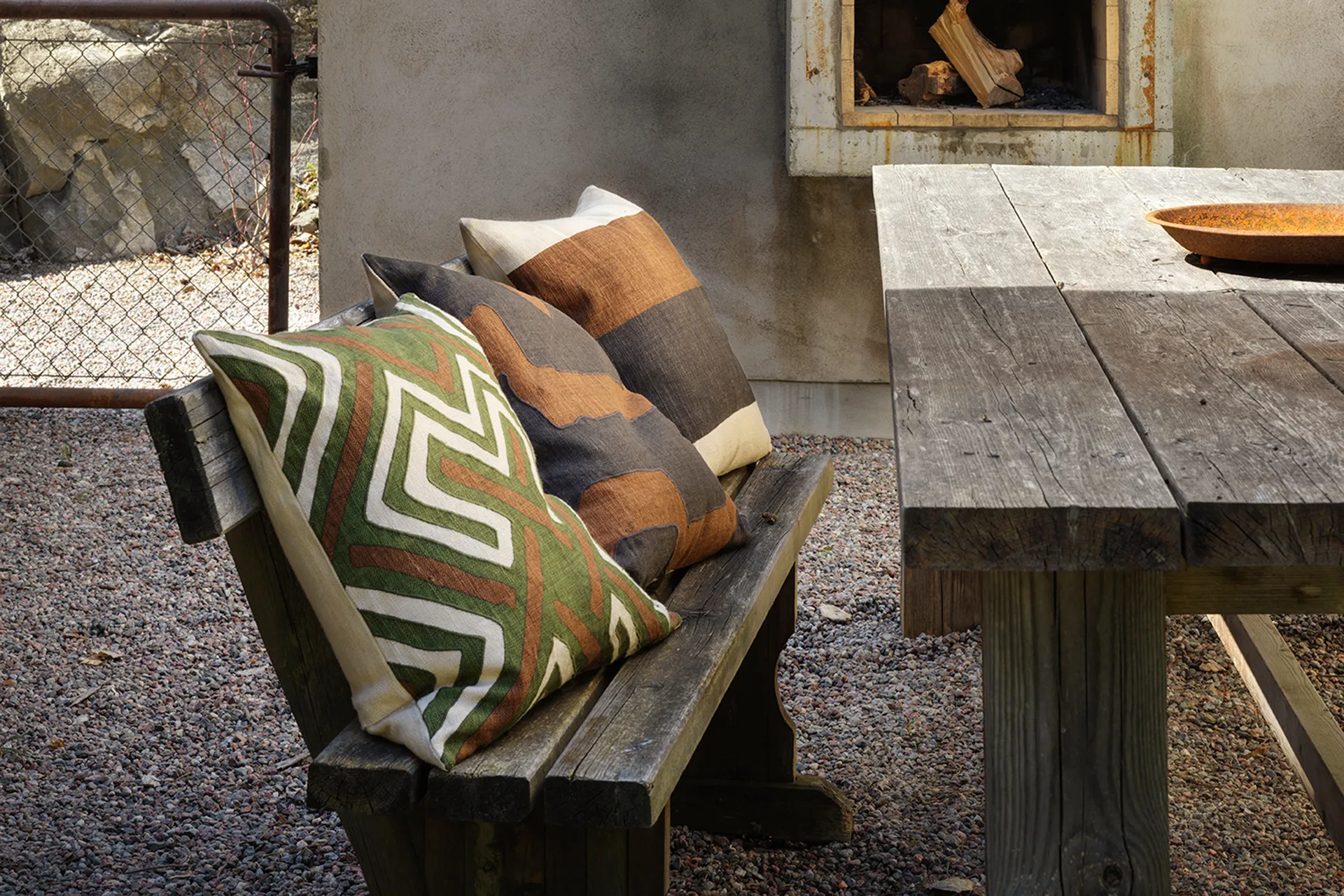 Gujarat tyynynpäällinen 50 x 50 cm, Taupe-Cactus Green Chhatwal & Jonsson