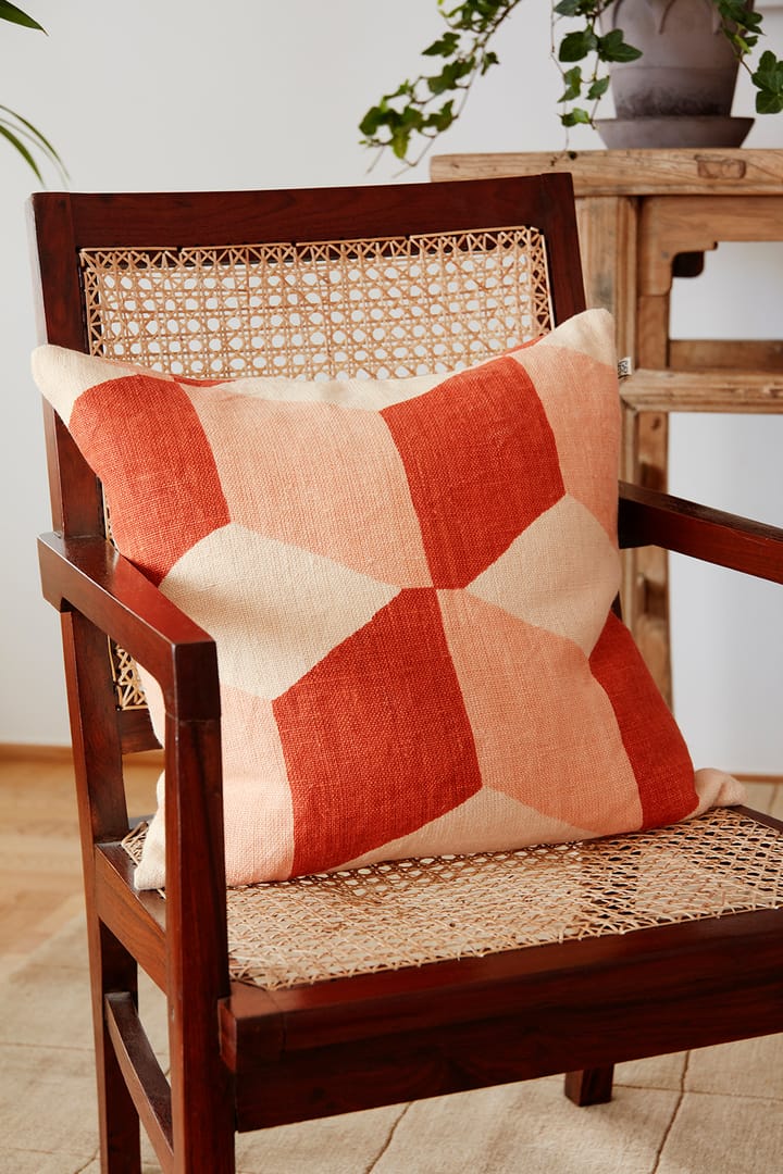 Hawa tyynynpäällinen 50x50 cm, Light beige-apricot-rose Chhatwal & Jonsson
