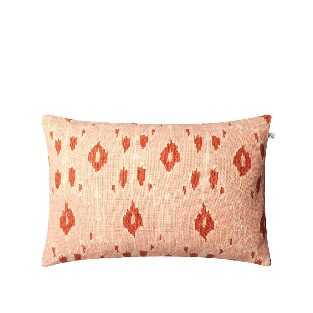 Ikat Goa -tyyny, Light beige/rose/apricot-40 cm Chhatwal & Jonsson