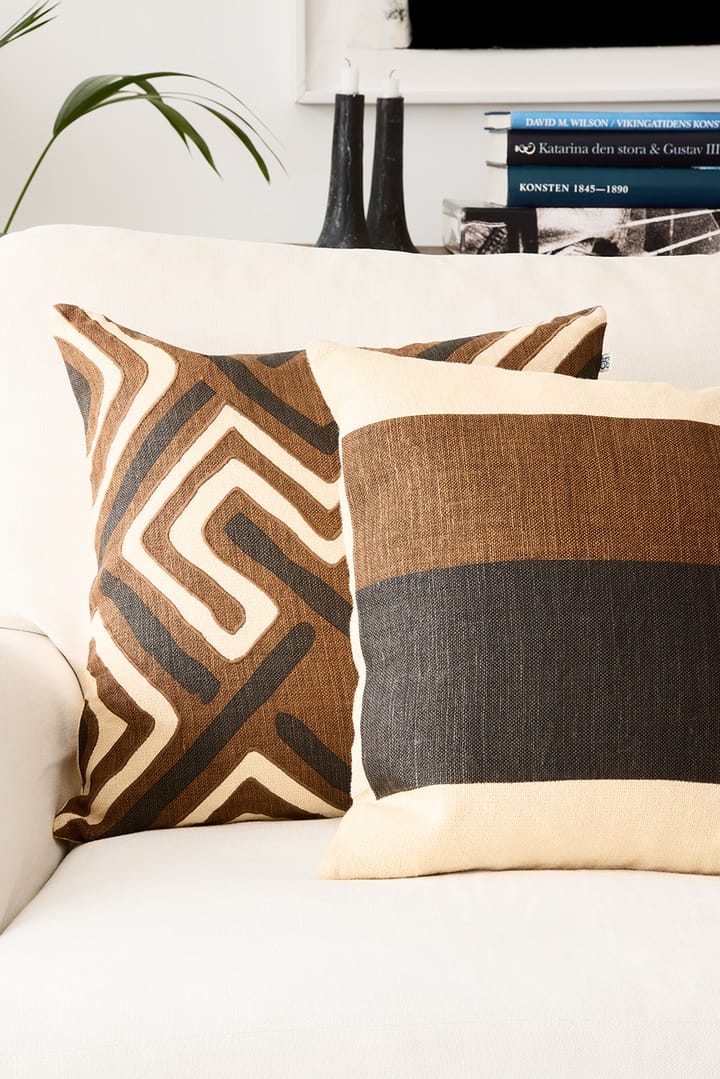 Kumar tyynynpäällinen 50 x 50 cm, Taupe-Dark Brown Chhatwal & Jonsson