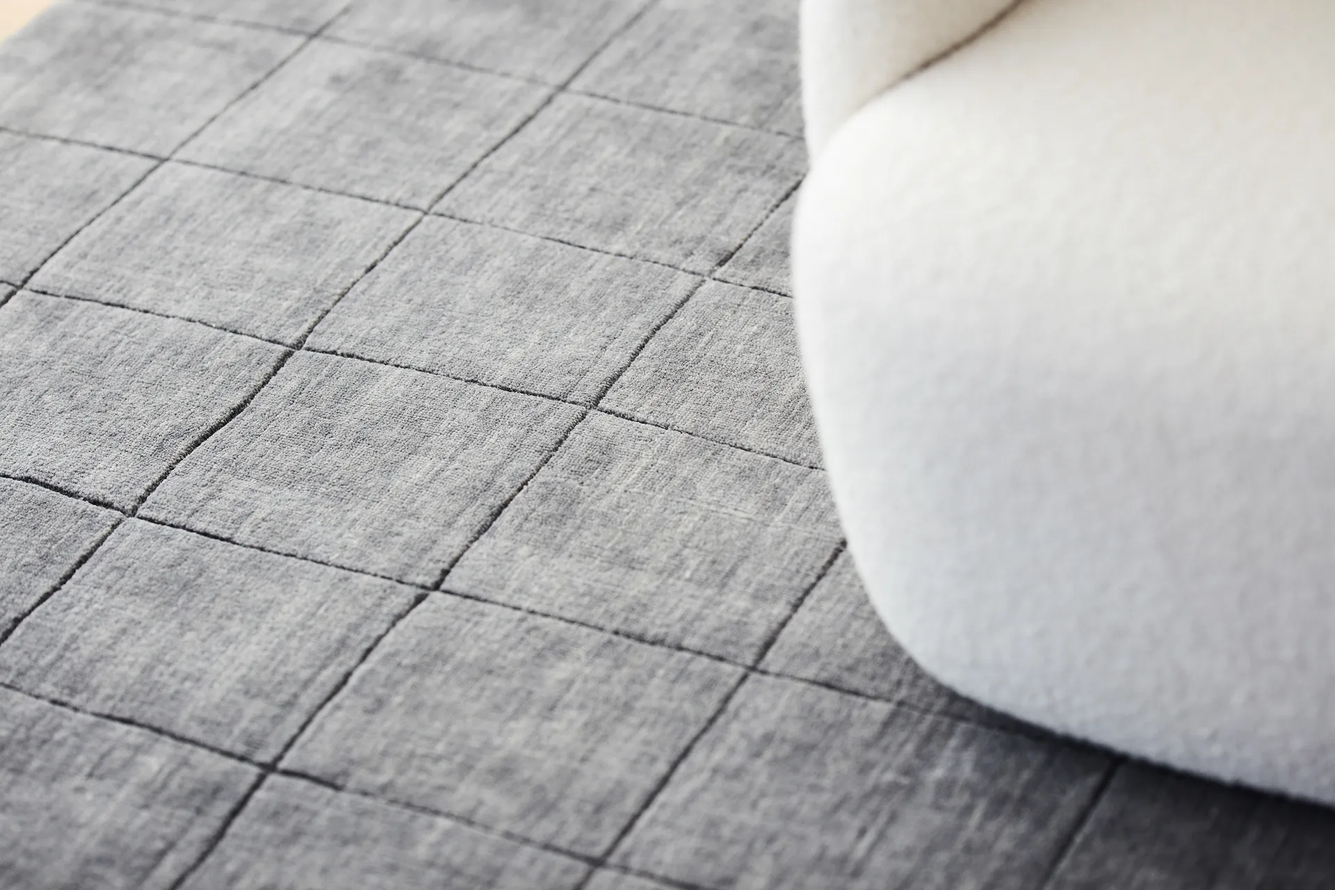 Nari villamatto 250x350 cm, Light grey Chhatwal & Jonsson