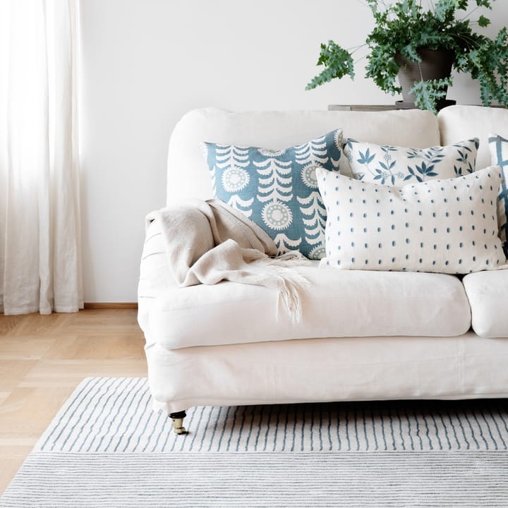 Radha villamatto 180x270 cm - Off white-heaven blue - Chhatwal & Jonsson
