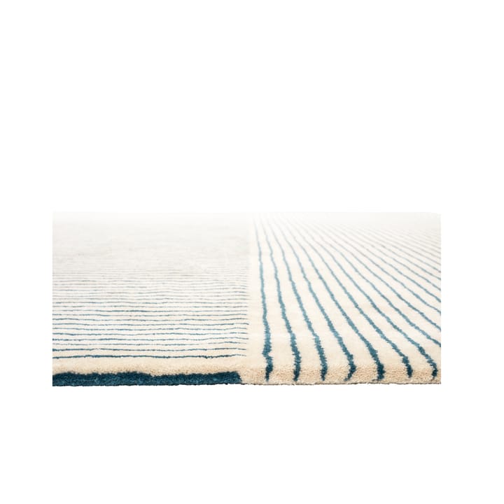 Radha villamatto 180x270 cm - Off white-heaven blue - Chhatwal & Jonsson