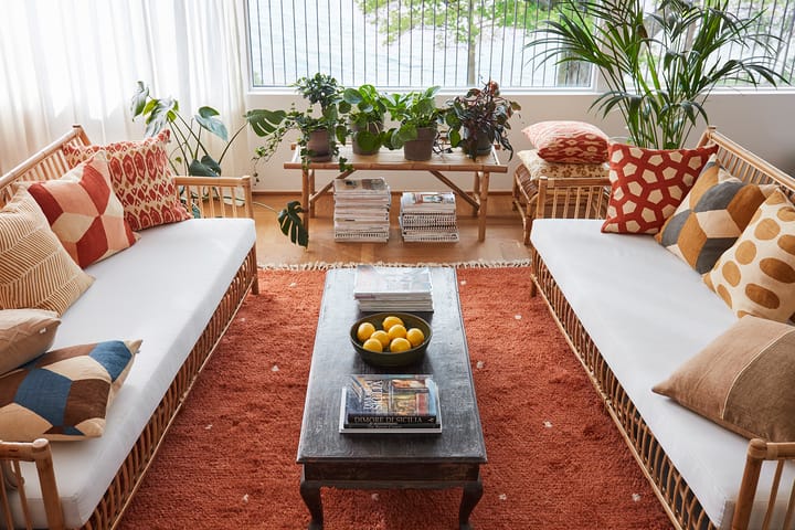 Ravi matto 230x320 cm, Orange-off white Chhatwal & Jonsson