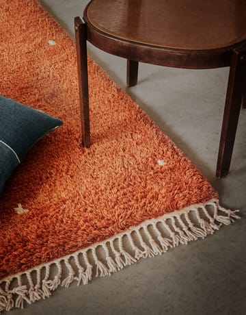 Ravi matto 230x320 cm - Orange-off white - Chhatwal & Jonsson