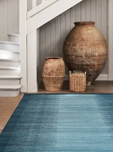 Tapti villamatto - Blue-Heaven Blue, 320x230 cm - Chhatwal & Jonsson