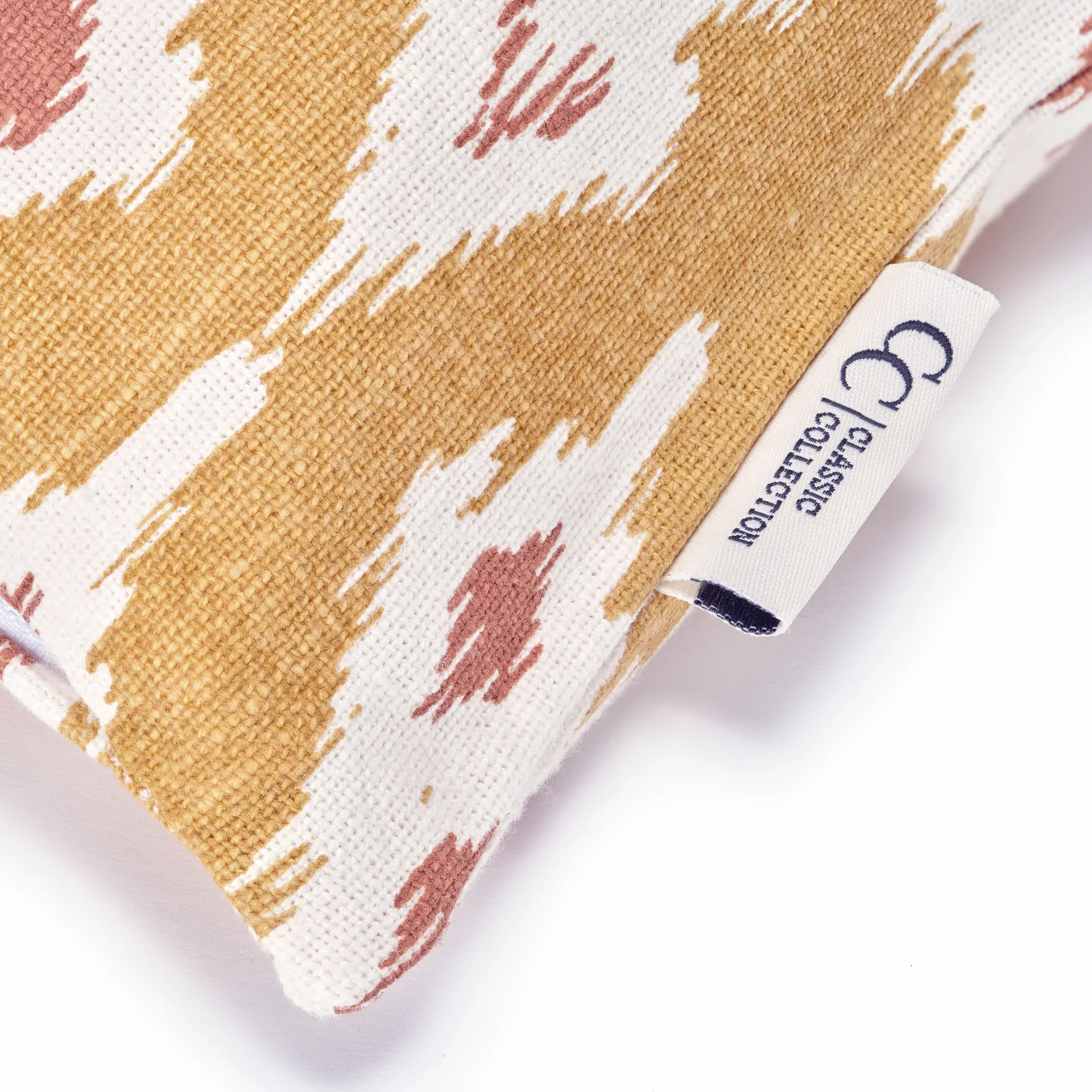 Ikat Diamond tyynynpäällinen 50x50 cm, Keltainen Classic Collection