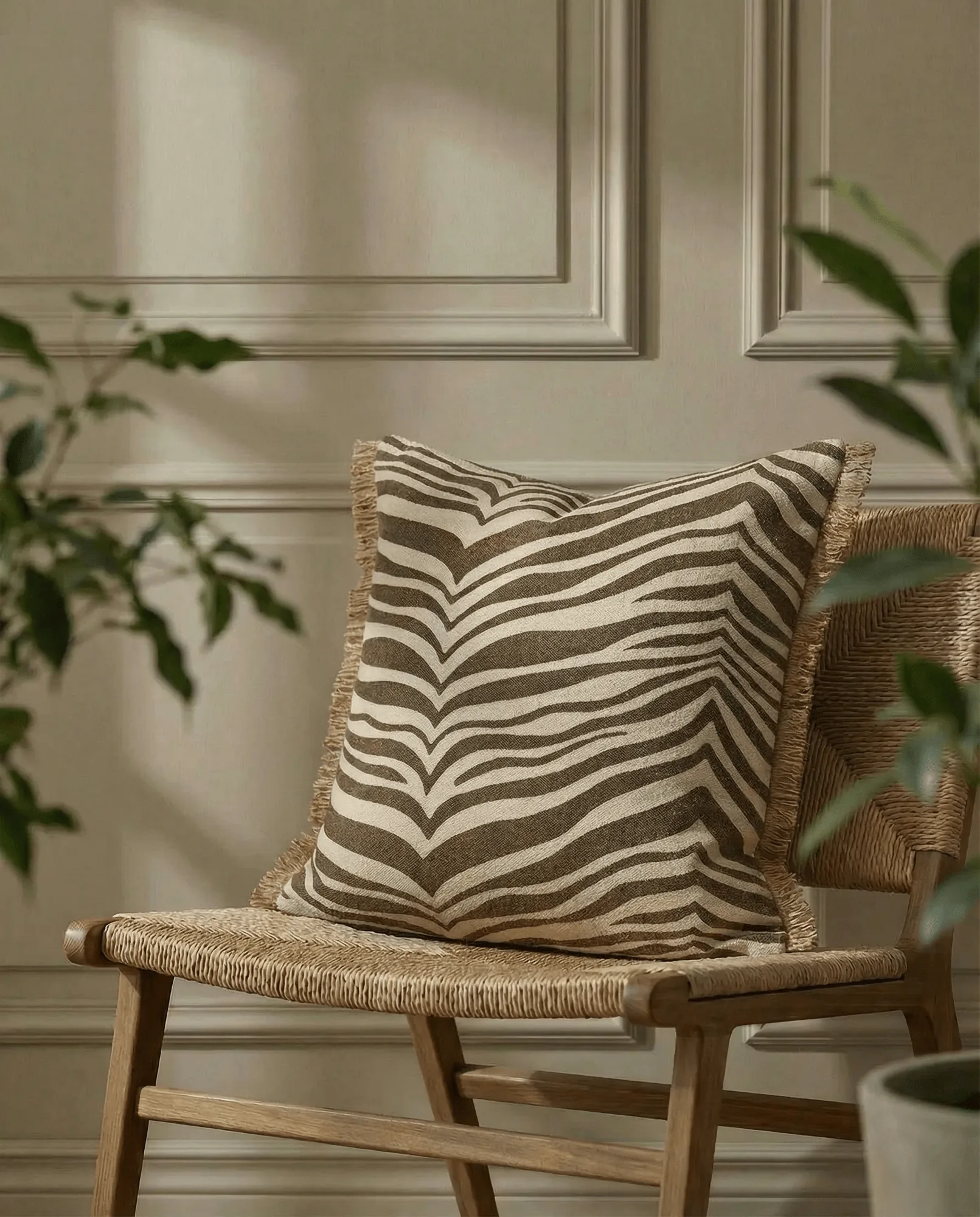 Zebra tyyny, Ruskea-luonnonväri, 50x50 cm Classic Collection