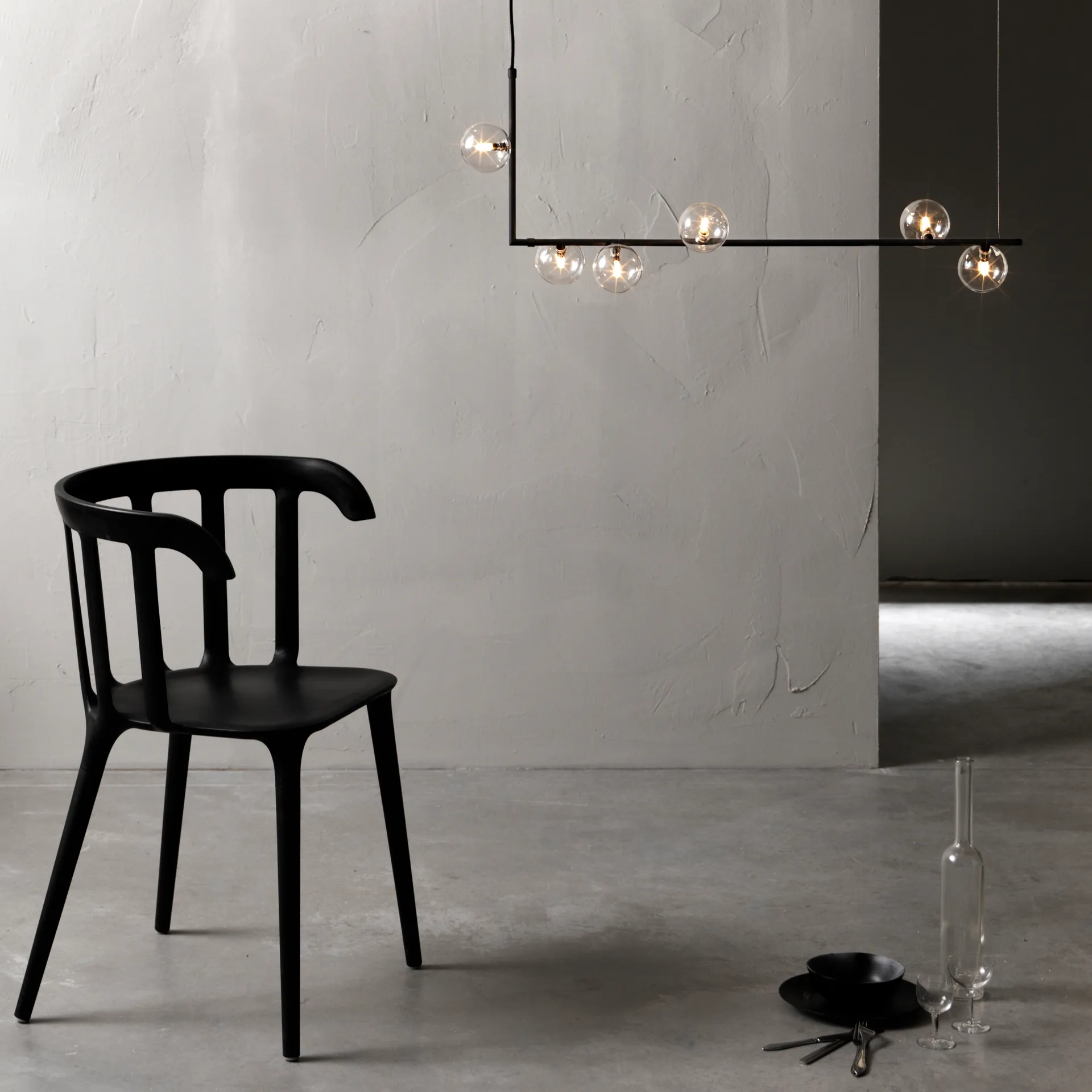 Air 73 -kattovalaisin, Musta CO Bankeryd