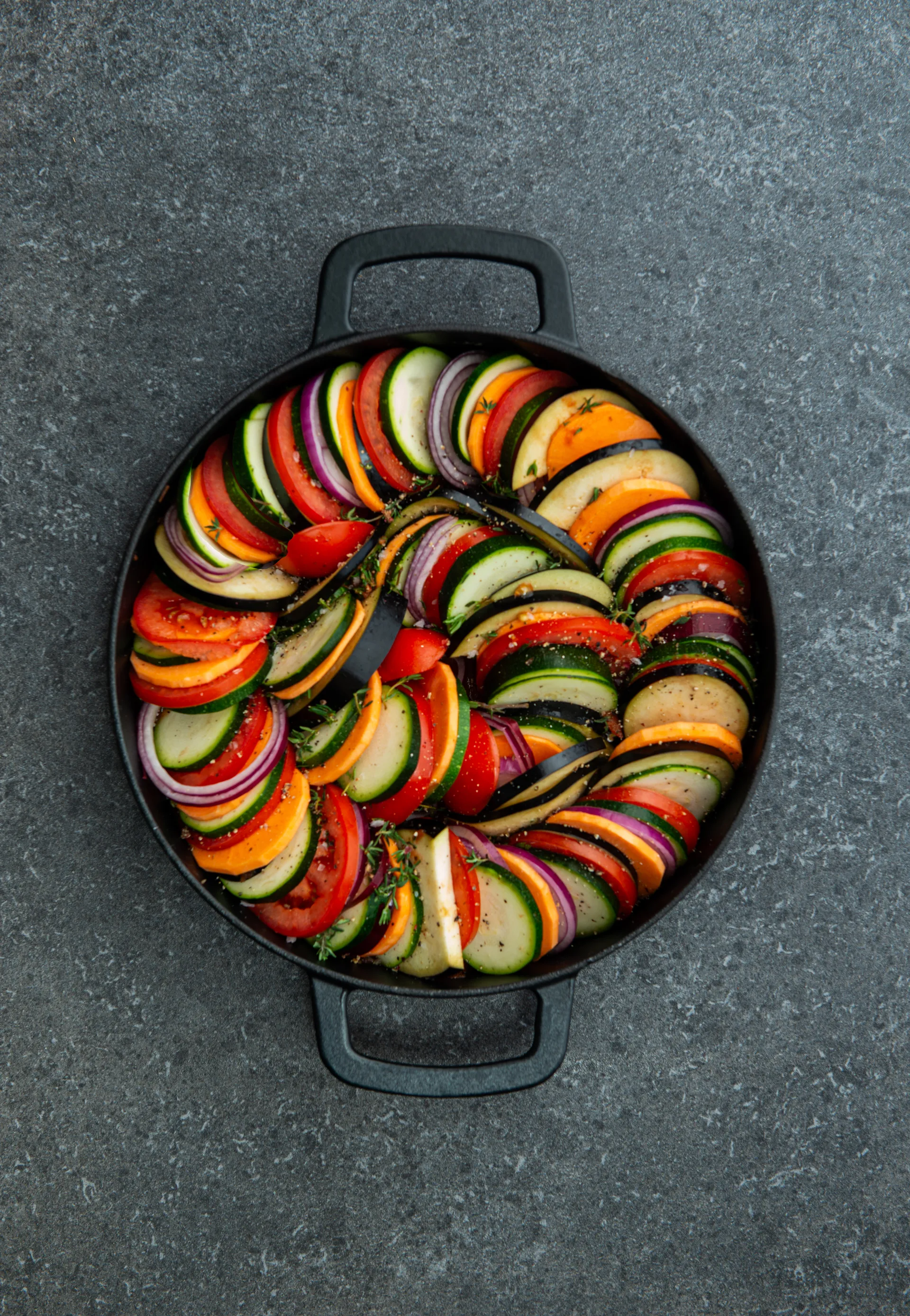 Combekk emaloitu valurautainen paistinpannu Ø28 cm, Matta musta Combekk