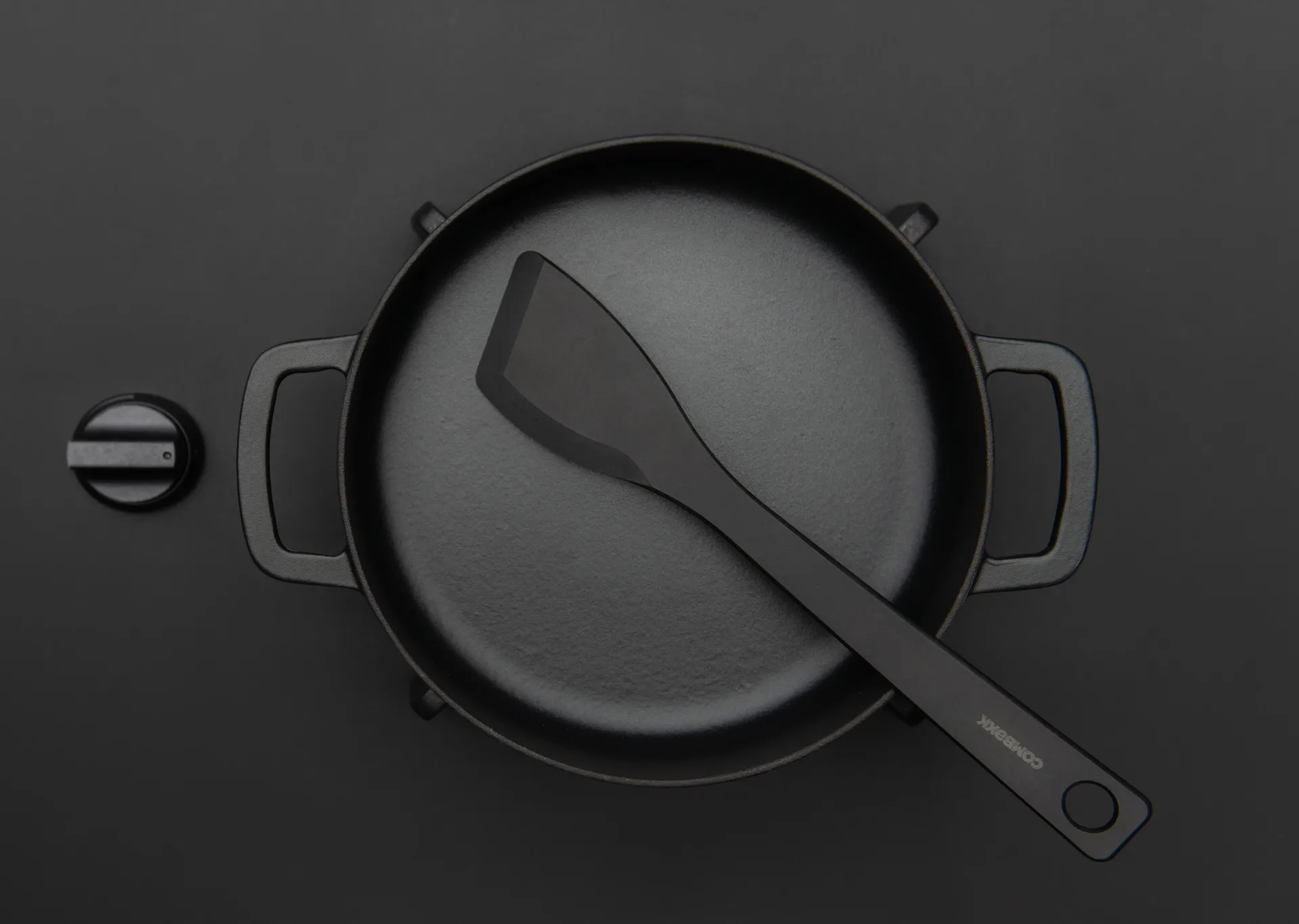 Combekk lasta puukuitu, Musta Combekk