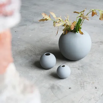 Ball maljakko grey - 8 cm - Cooee Design
