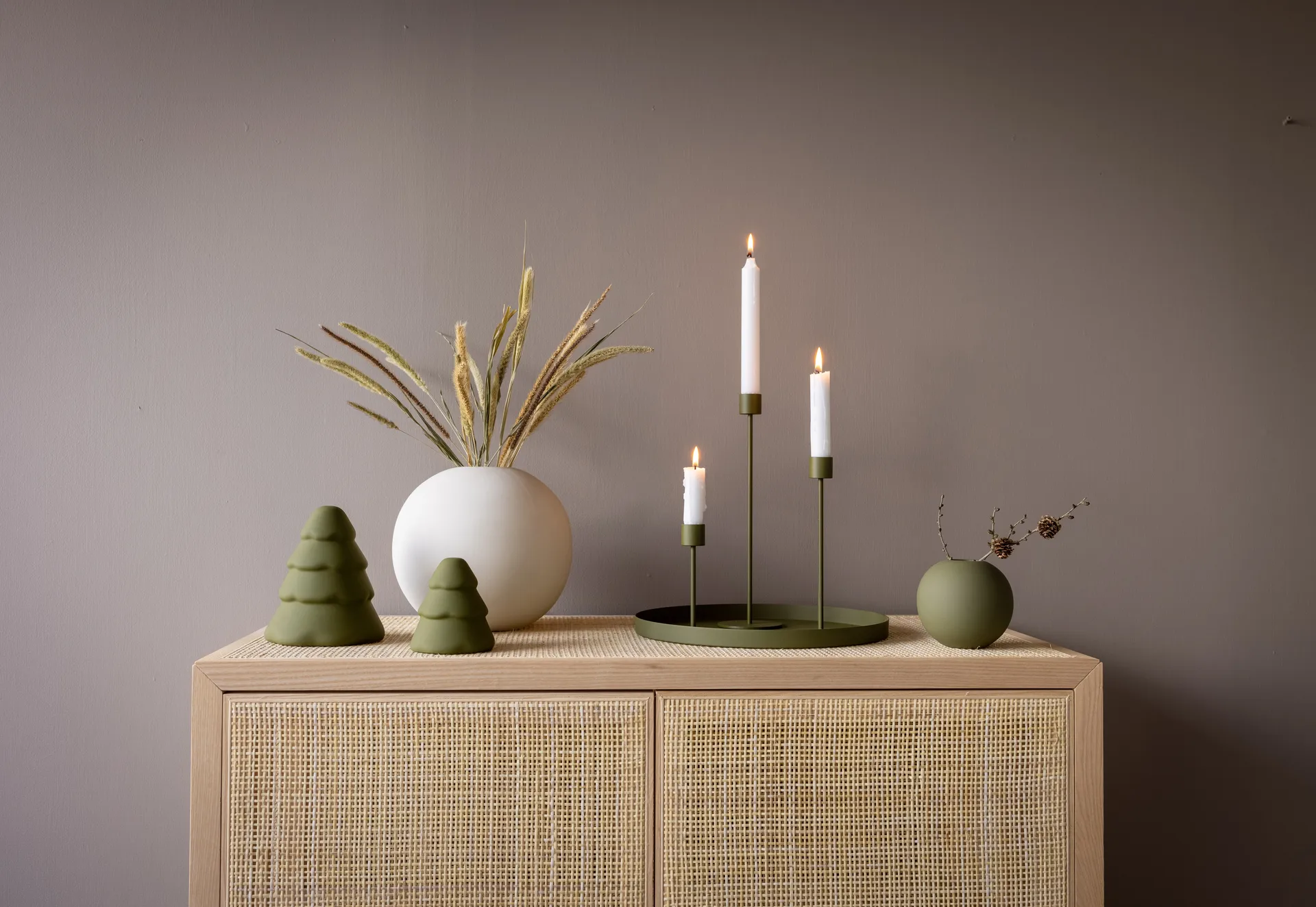 Cooee kynttilänjalka 21 cm, Olive Cooee Design