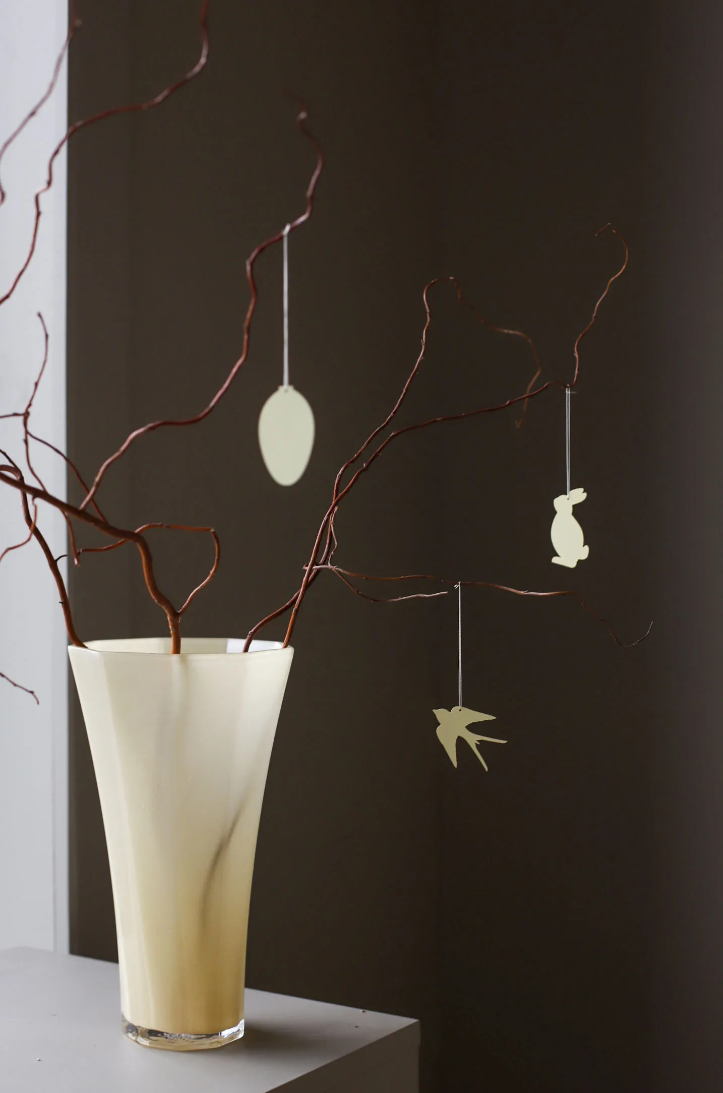 Easter Deco -lintu pääsiäiskoriste 4-pakkaus, Light yellow Cooee Design