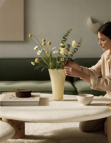 Liliané maljakko 18 cm - Butter yellow - Cooee Design