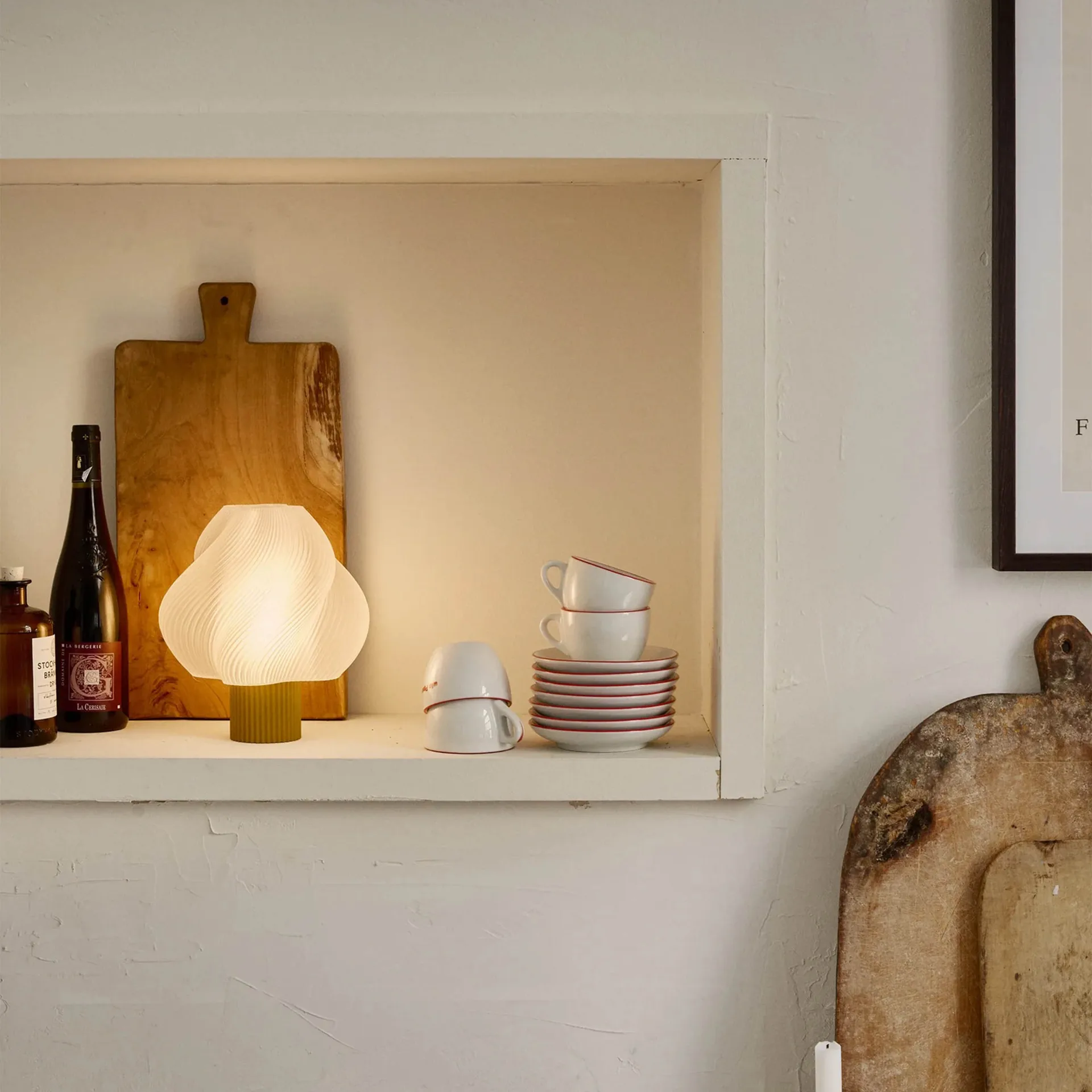 Soft Serve kannettava pöytälamppu, Lakka, 23 cm Crème Atelier